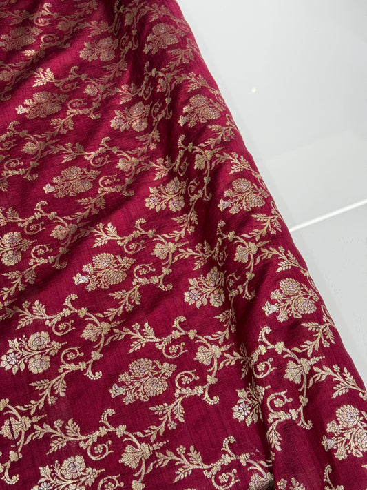 PREMIUM BANARASI RUNNING MATERIALS - IHA 27498