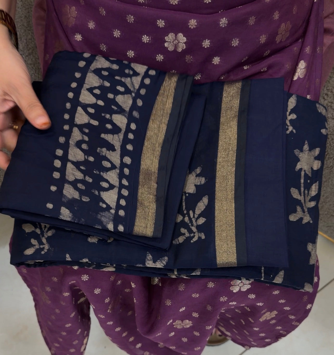 BATIK PRINTED UNSTITCHED SALWAR SUITS - IHA 32858