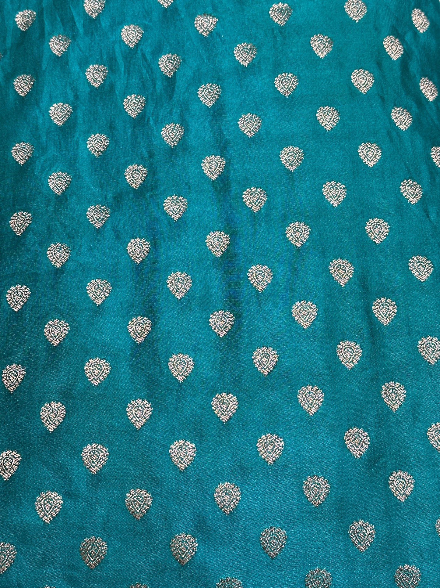 BANARASI RUNNING MATERAIL - IHA 34393