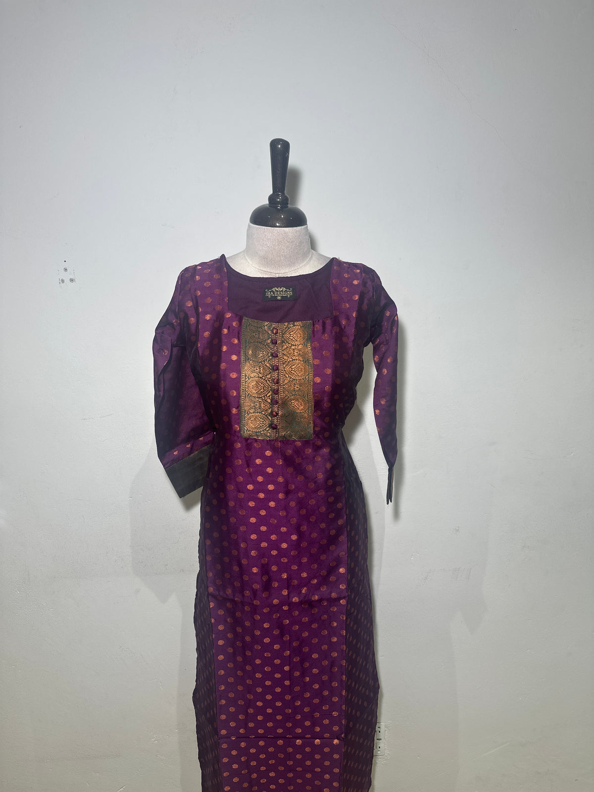 OFFER SALES TOP'S - IHA 35126