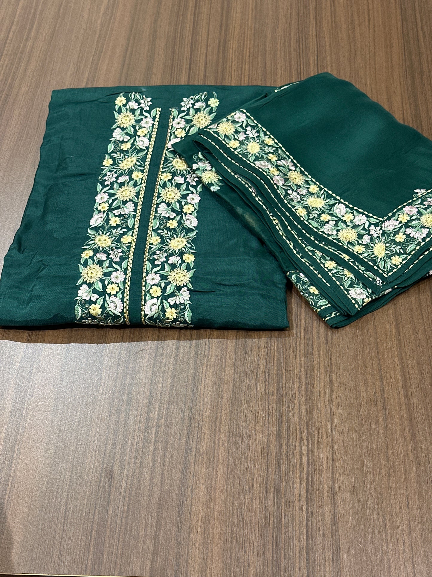 OFFER SALES UNSTITCHED SALWAR SUITS -  IHA 33806