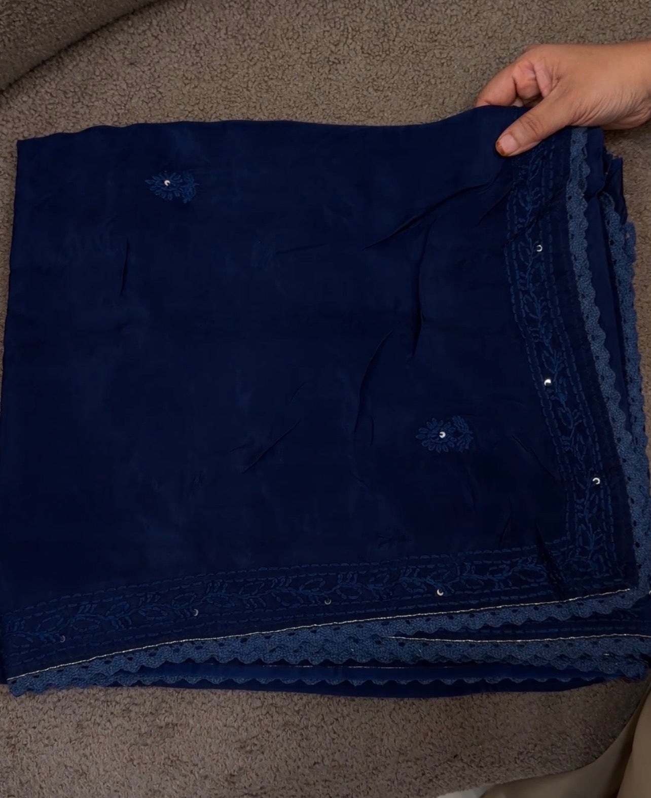 LUCKNOWI CHIKANKARI SAREES - IHA 33000