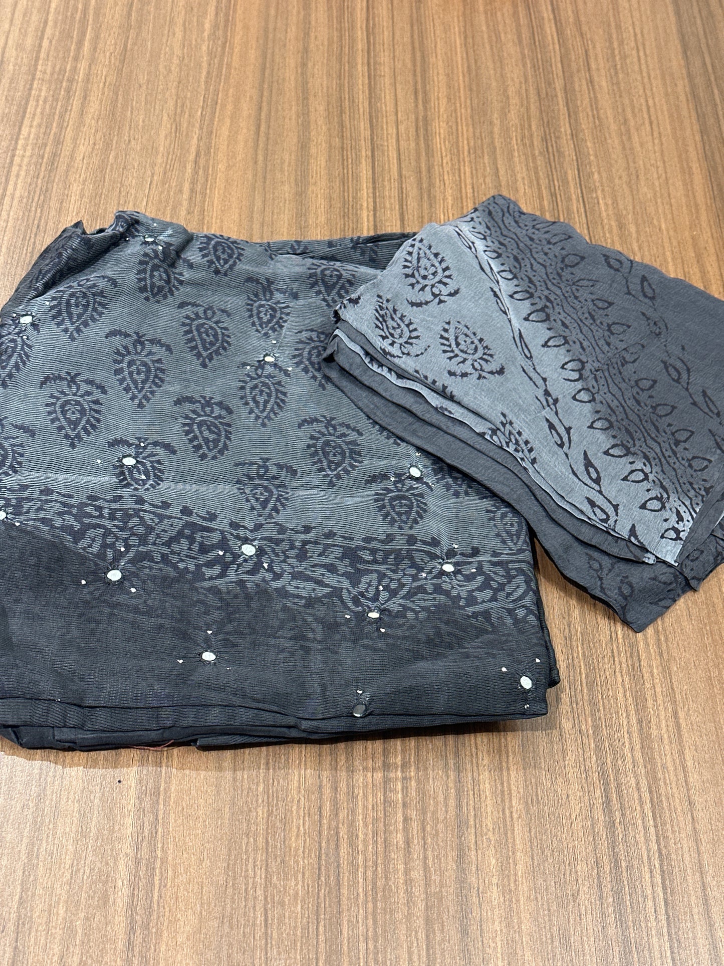 OFFER SALES UNSTITCHED SALWAR SUITS -  IHA 33916