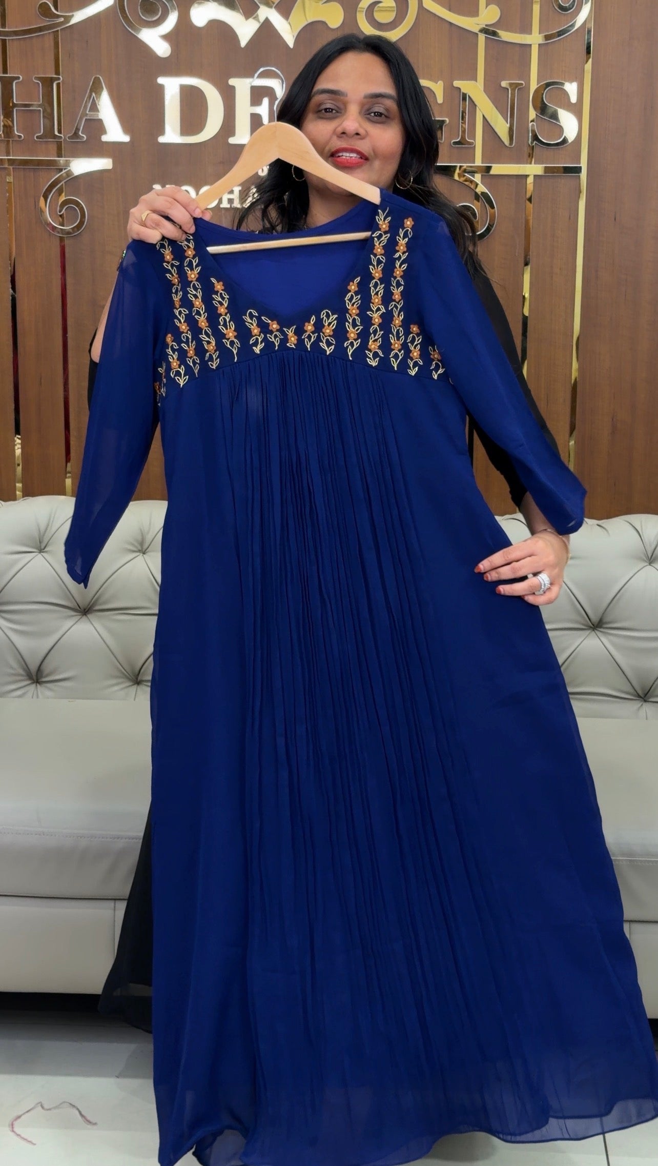 IHA'S IN-HOUSE DESIGNER ALINE TOPS - IHA 33264