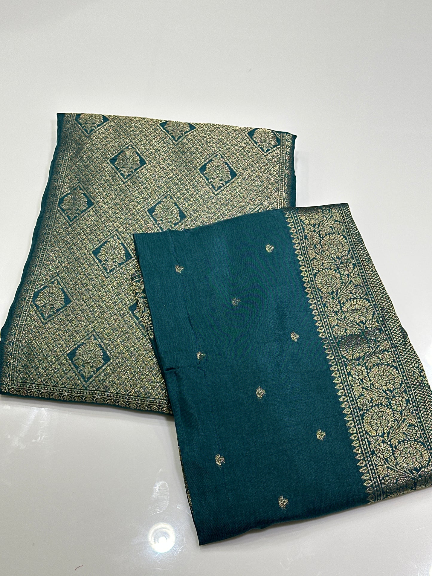 OFFER SALES UNSTITCHED SALWAR SUITS -  IHA 33486