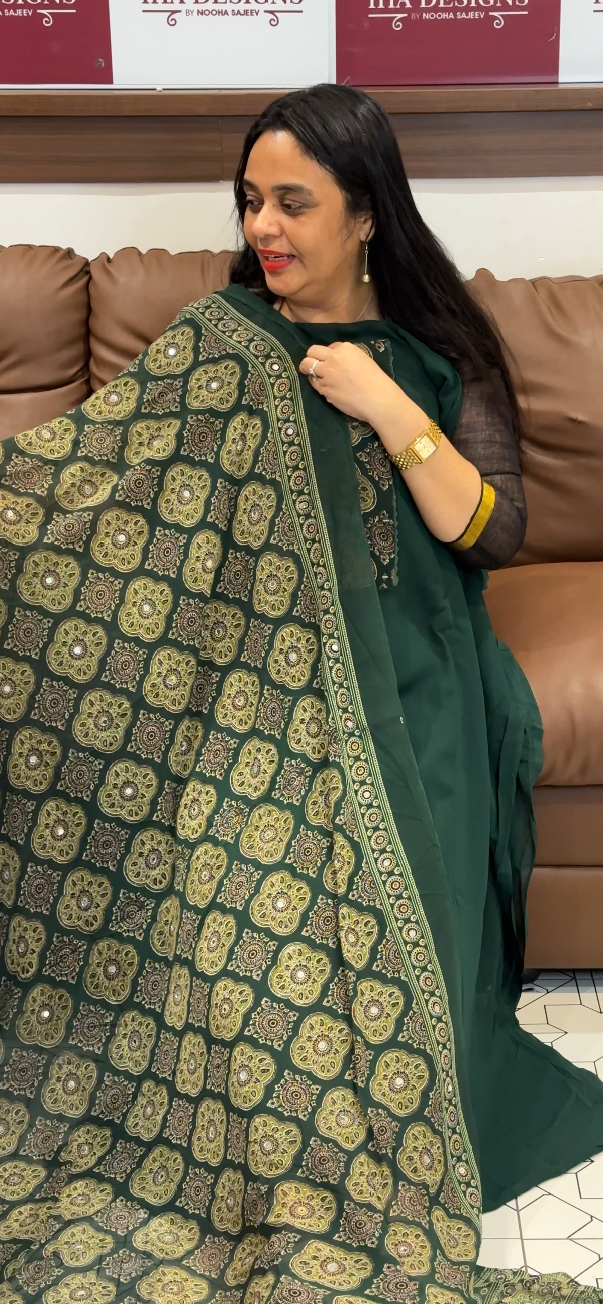 OFFER SALES UNSTITCHED SALWAR SUITS - IHA 35482