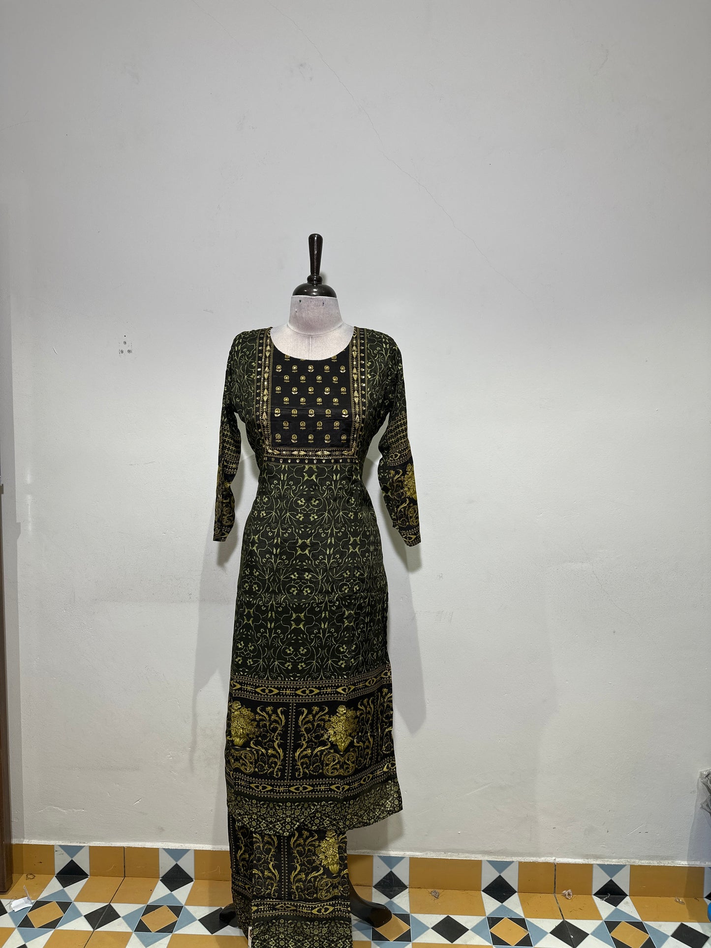 OFFER SALES TOP AND  BOTTOM  -  IHA 34294