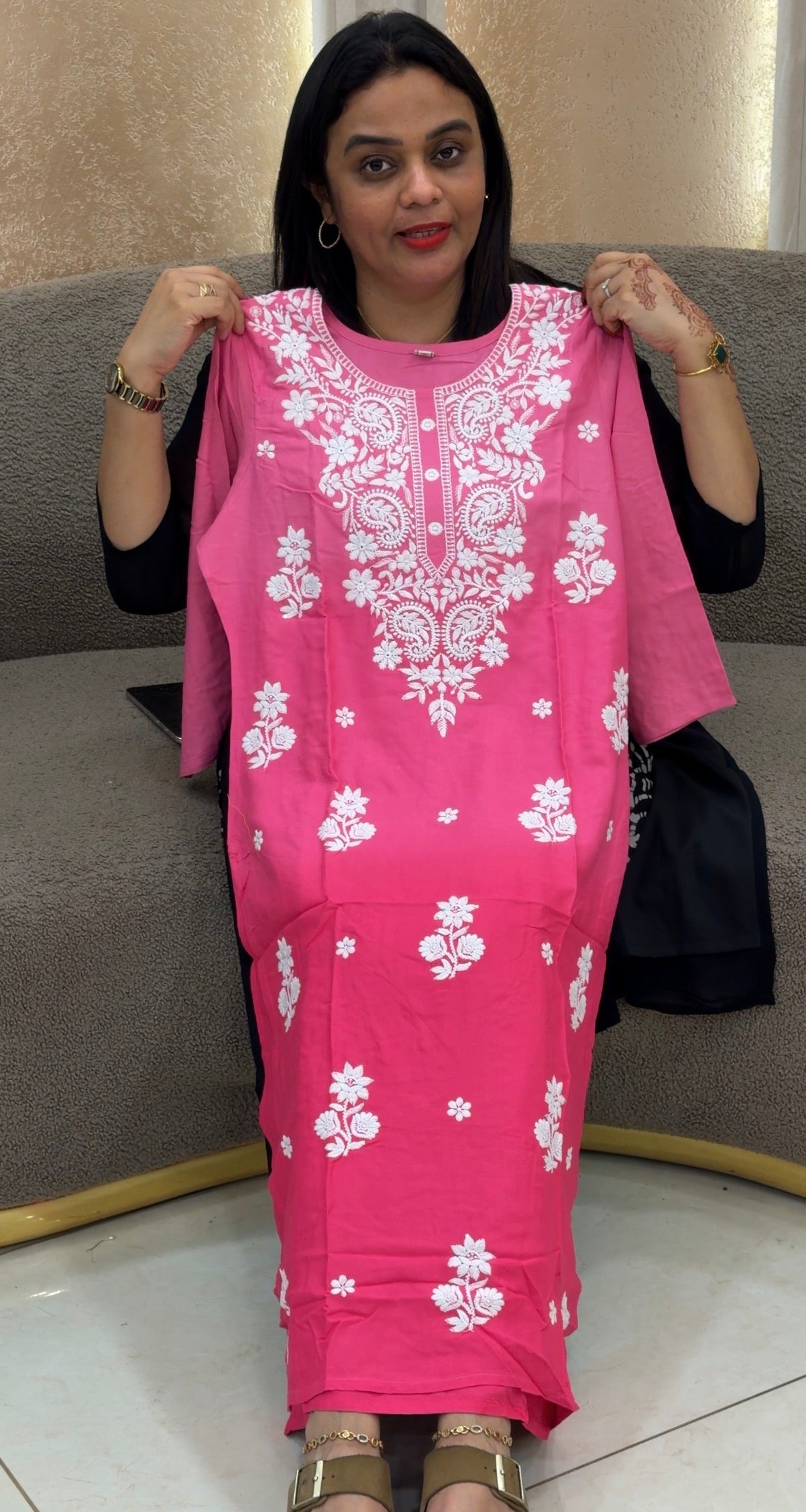 LUCKNOWI CHIKANKARI TOPS - IHA 33034
