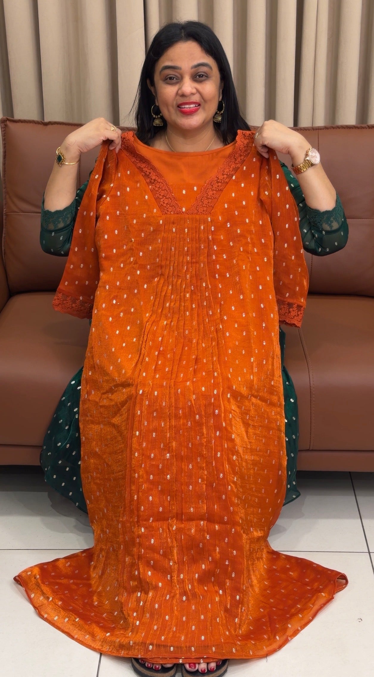 IHA'S IN-HOUSE DESIGNER ALINE TOPS - IHA 34196