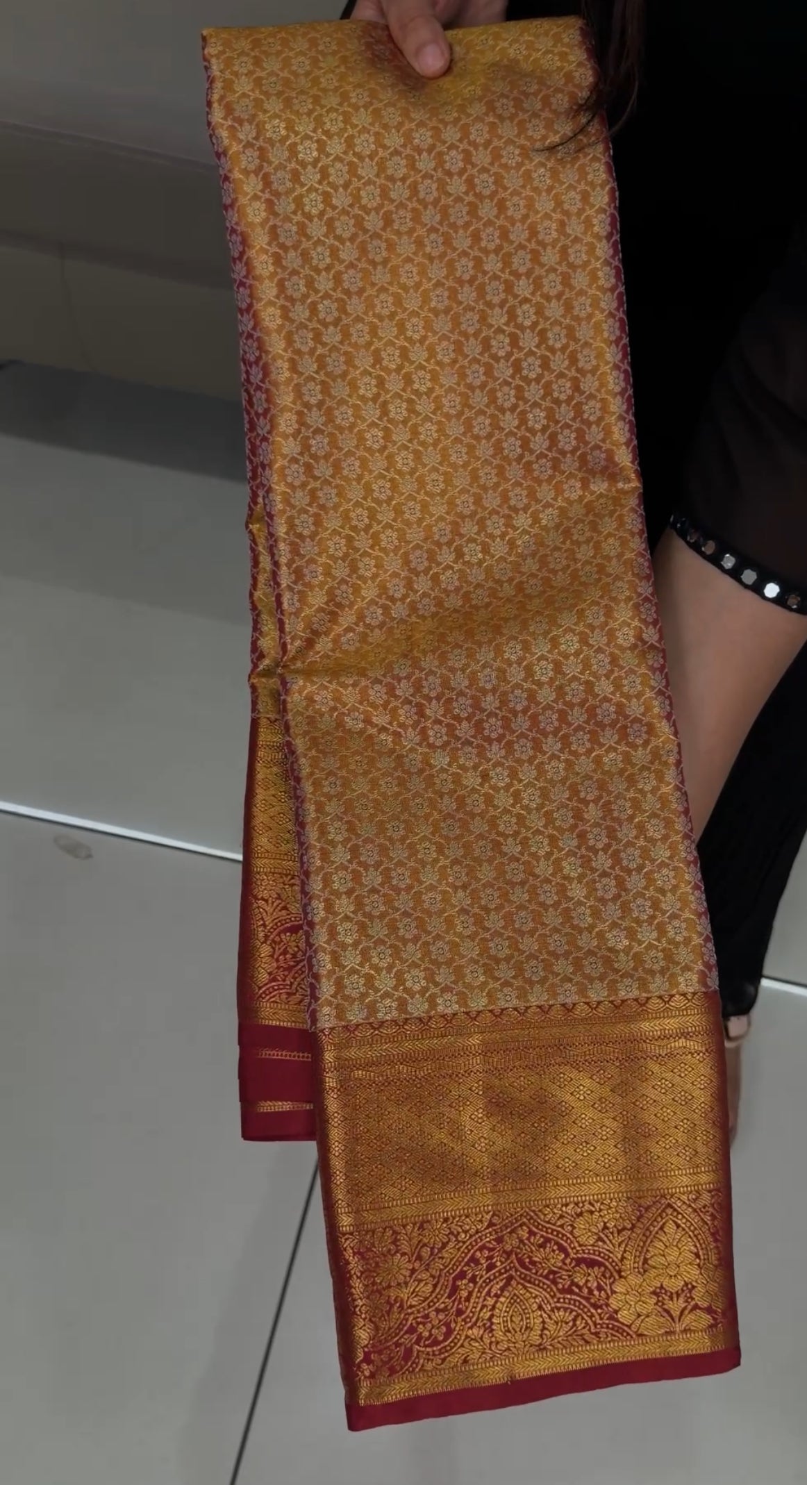 TISSUE KANCHIPURAM SILK SAREES - IHA 29253