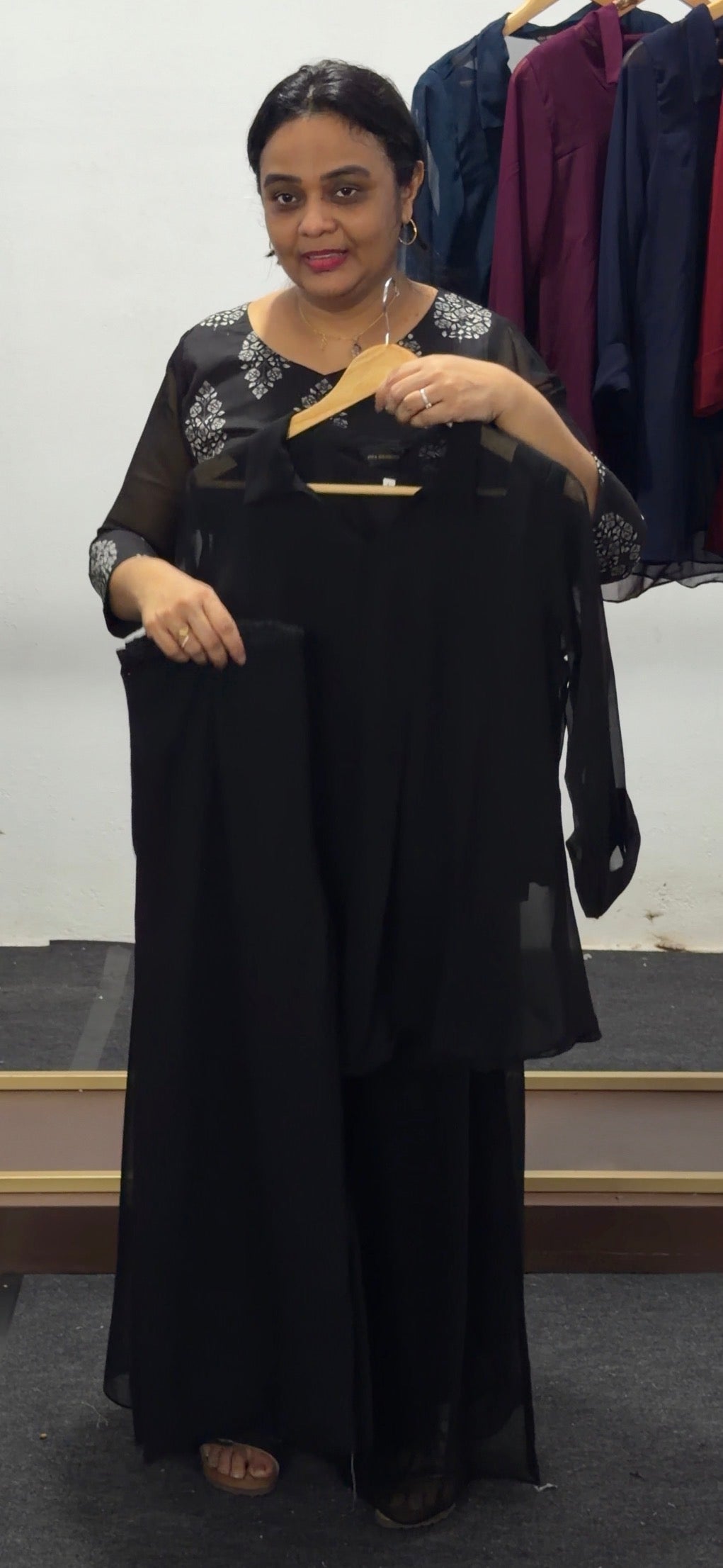 IHA'S IN-HOUSE GEORGETTE CO-ORDS SETS - IHA 36070