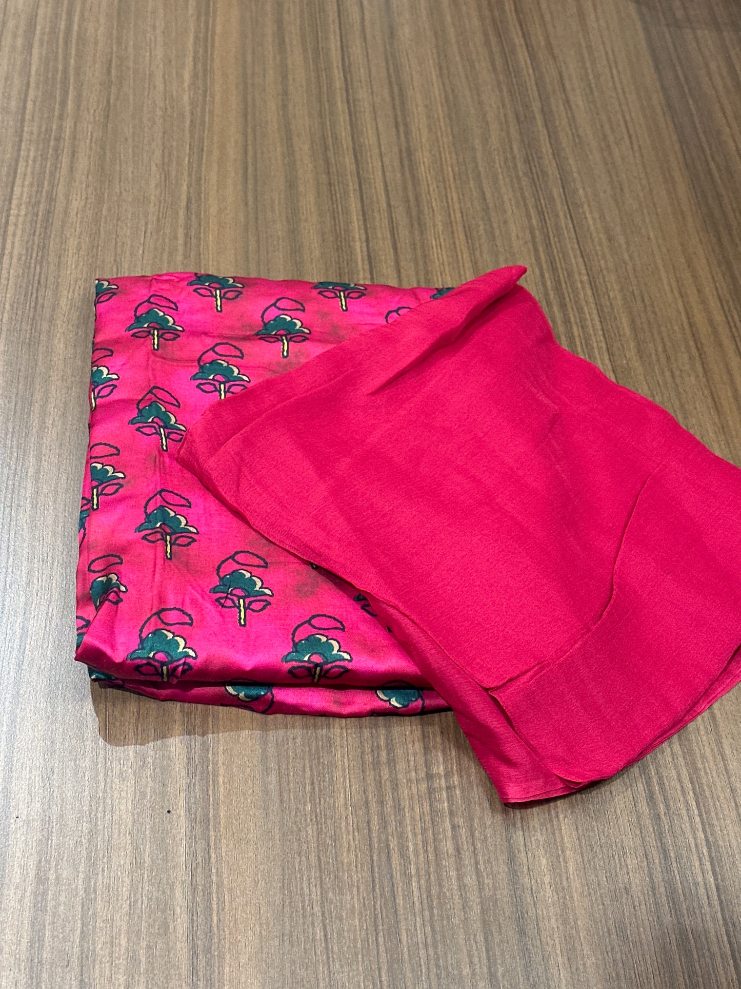 OFFER SALES UNSTITCHED SALWAR SUITS -  IHA 33834