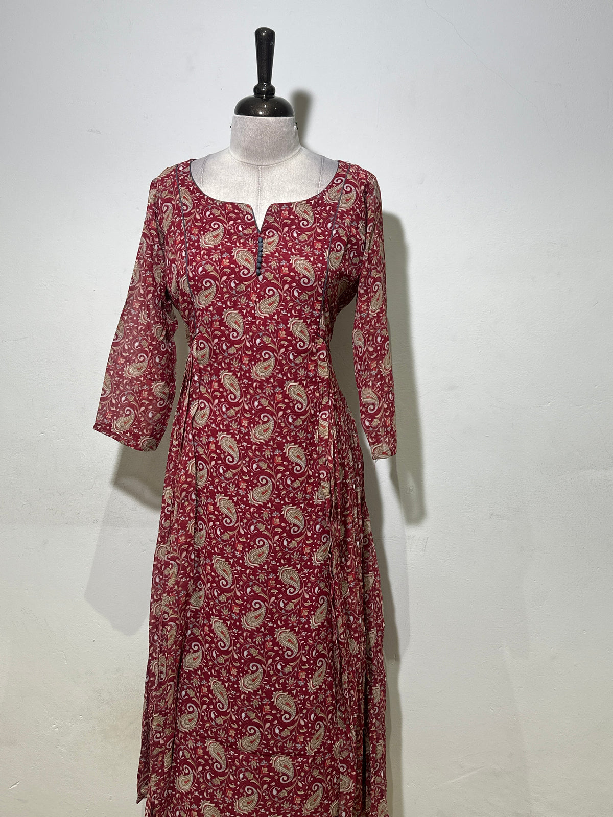 OFFER SALES TOP'S - IHA 35377