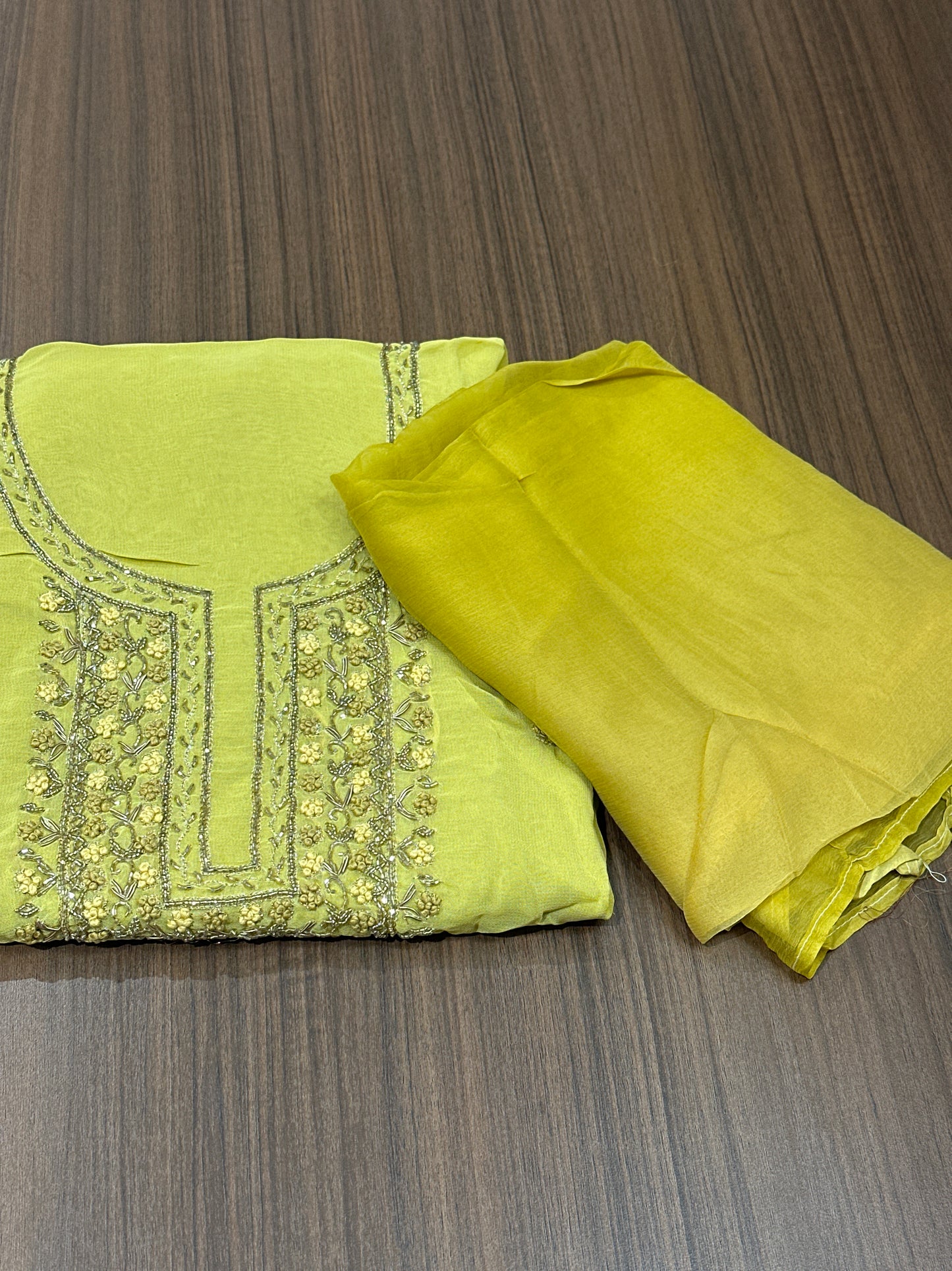 OFFER SALES UNSTITCHED SALWAR SUITS -  IHA 33862