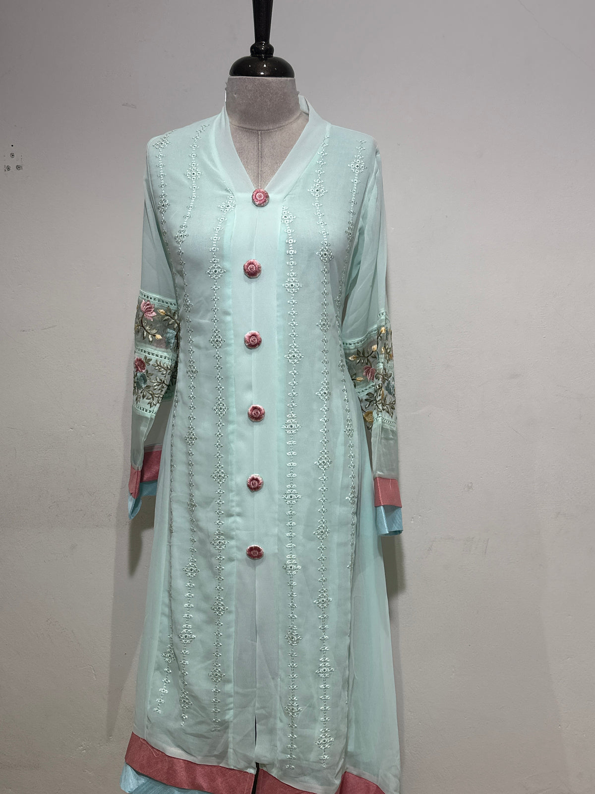 OFFER SALES READY TO WEAR SETS  -  IHA 35622
