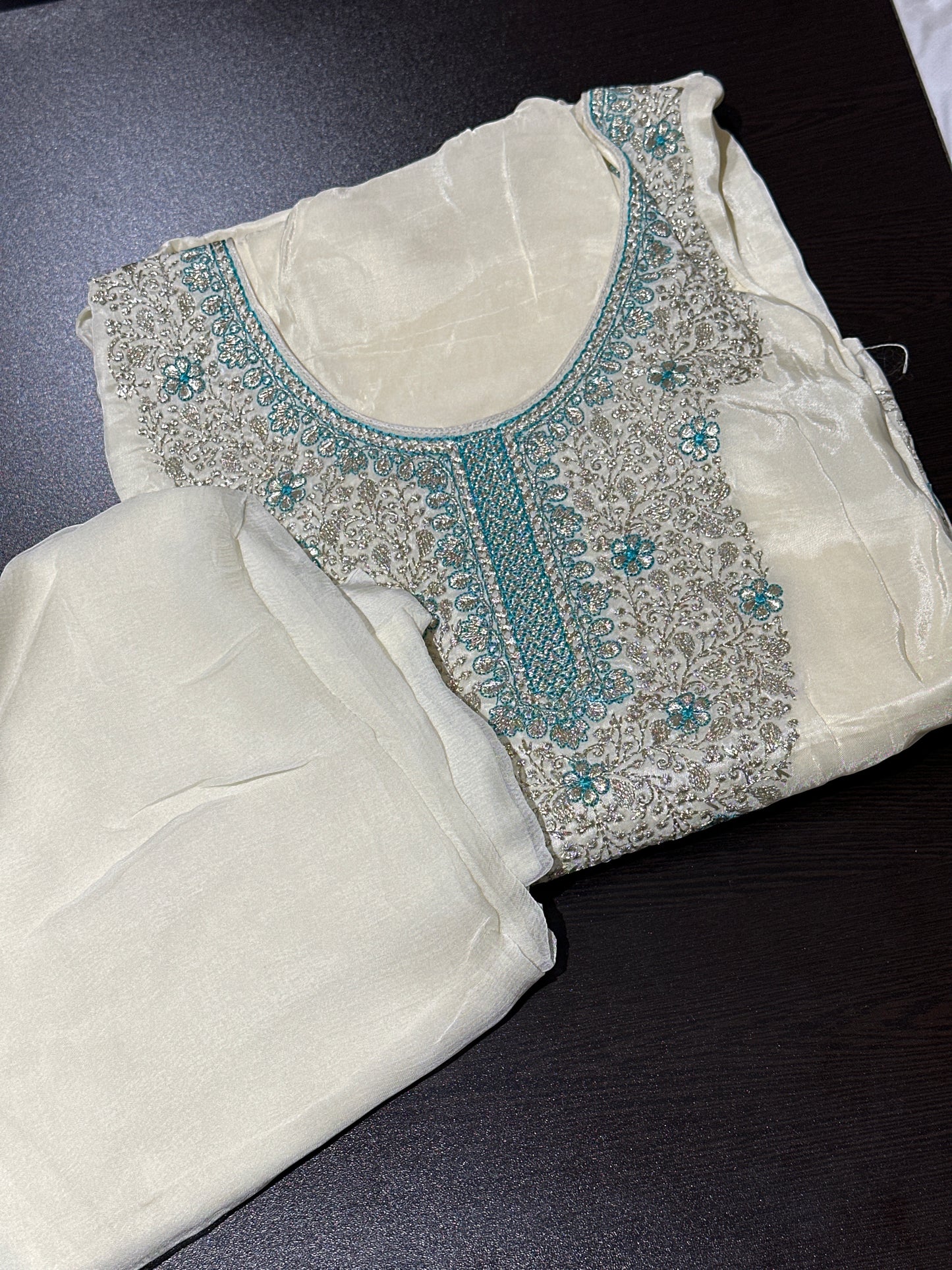 OFFER SALES UNSTITCHED SALWAR SUITS -  IHA 34129