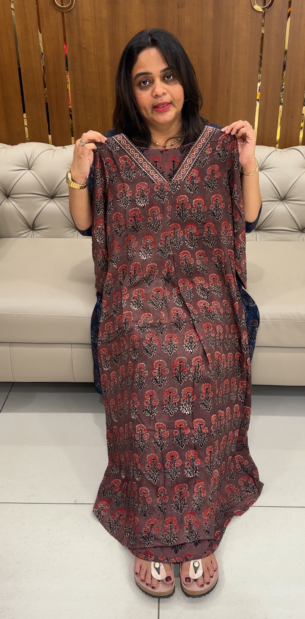 IHA'S IN-HOUSE PRINTED ALINE TOPS - IHA 28634