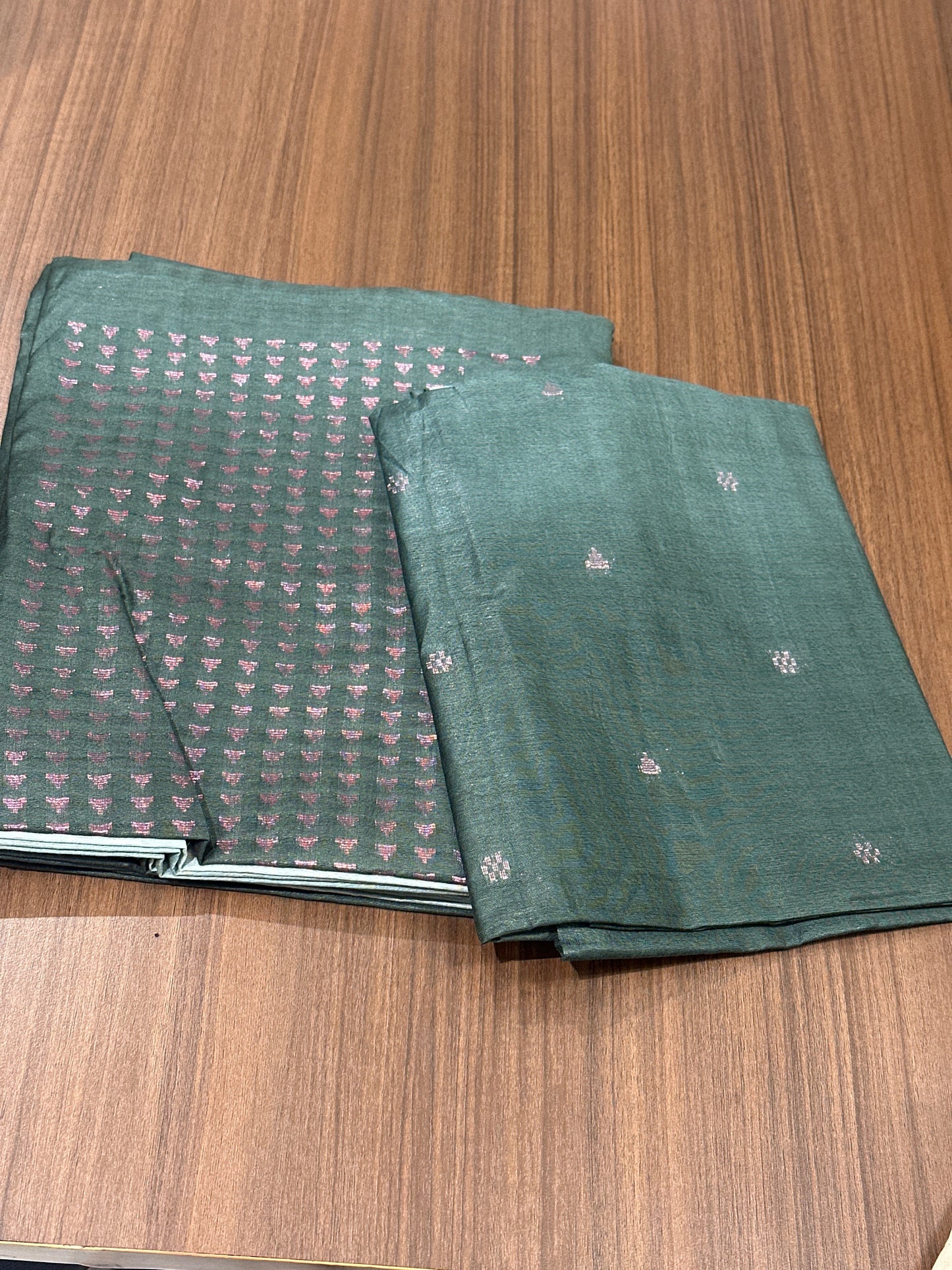 OFFER SALES UNSTITCHED SALWAR SUITS -  IHA 33861