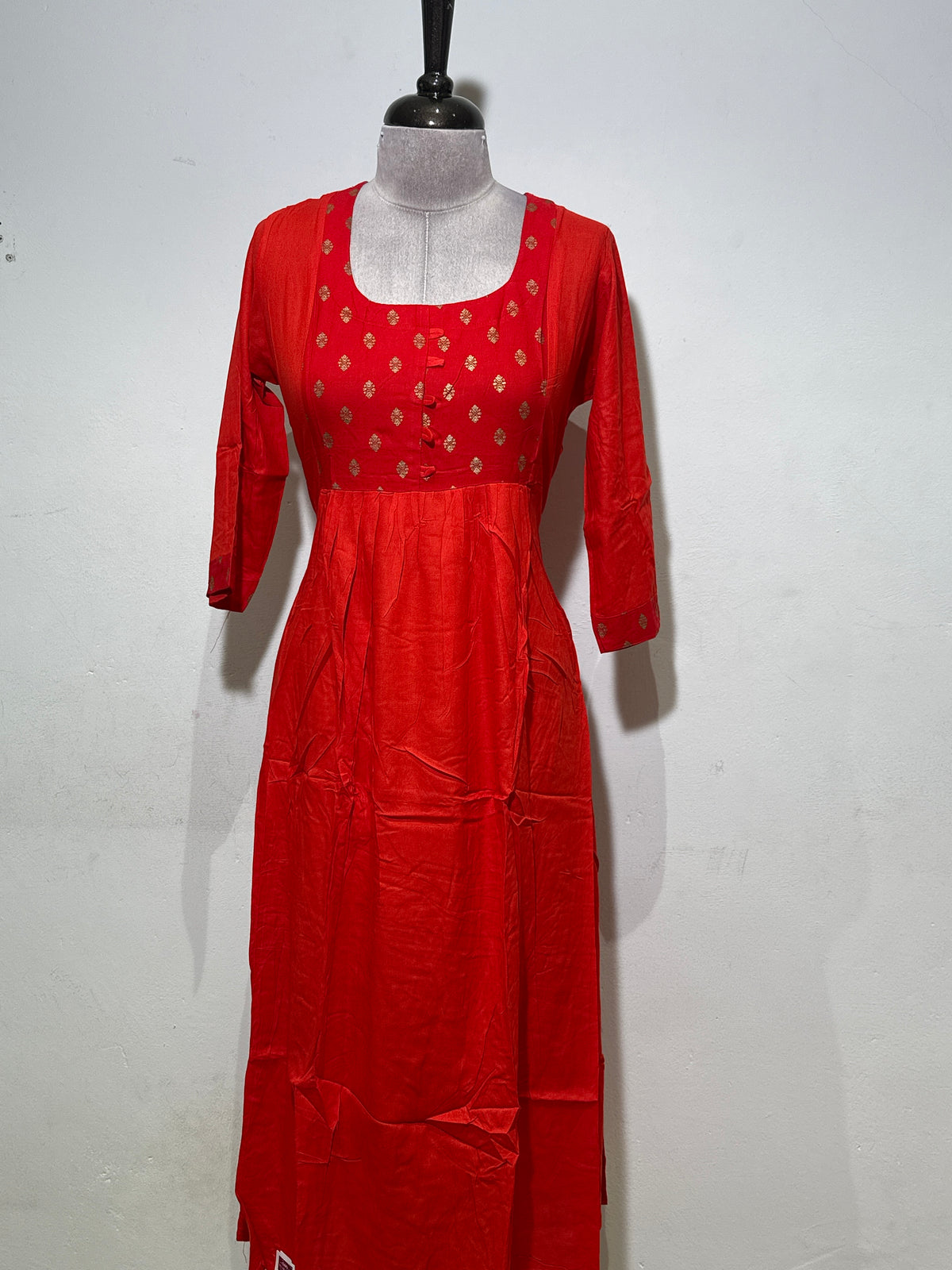 OFFER SALES TOP'S -  IHA 35862