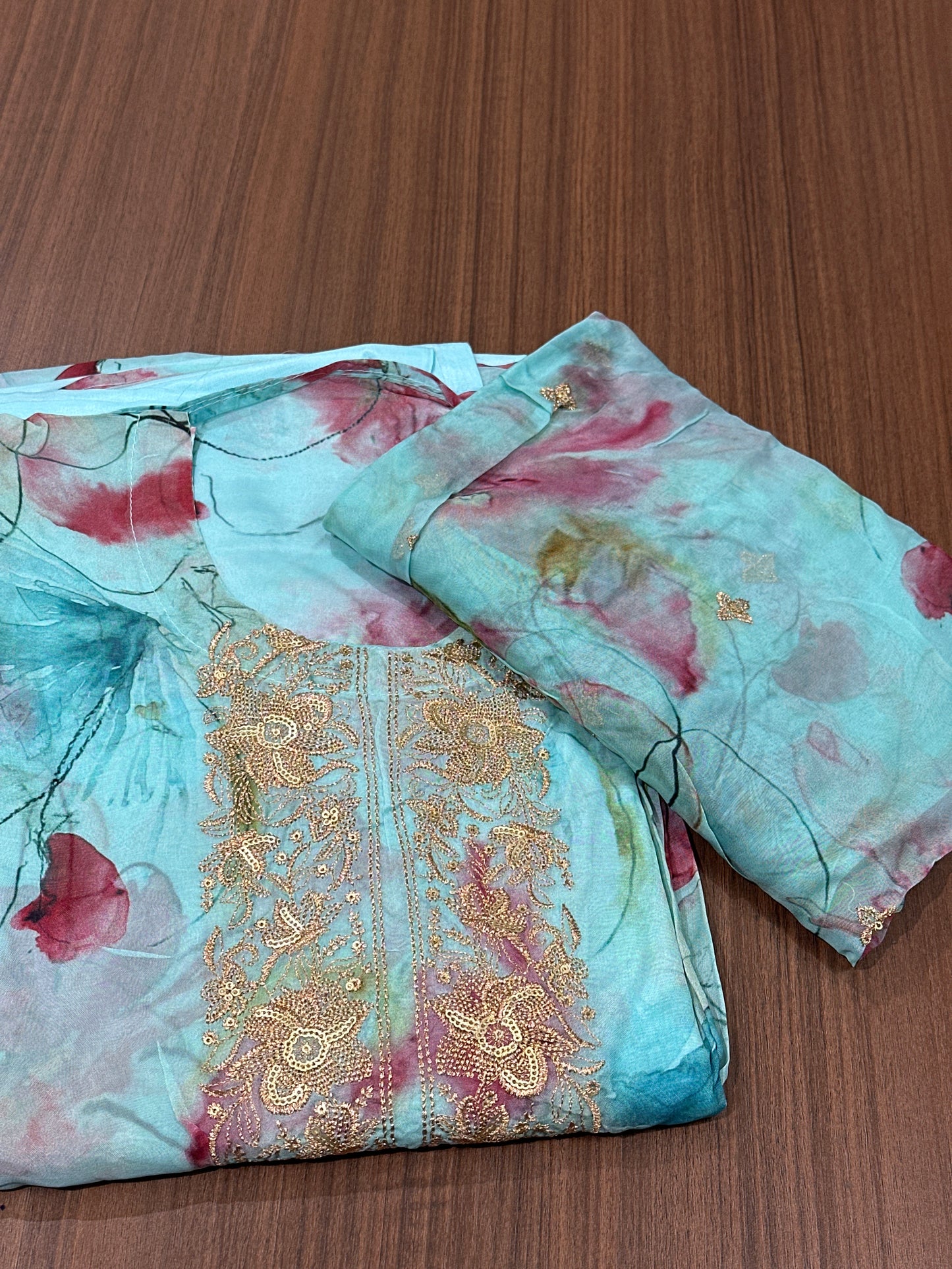 OFFER SALES UNSTITCHED SALWAR SUITS -  IHA 34050
