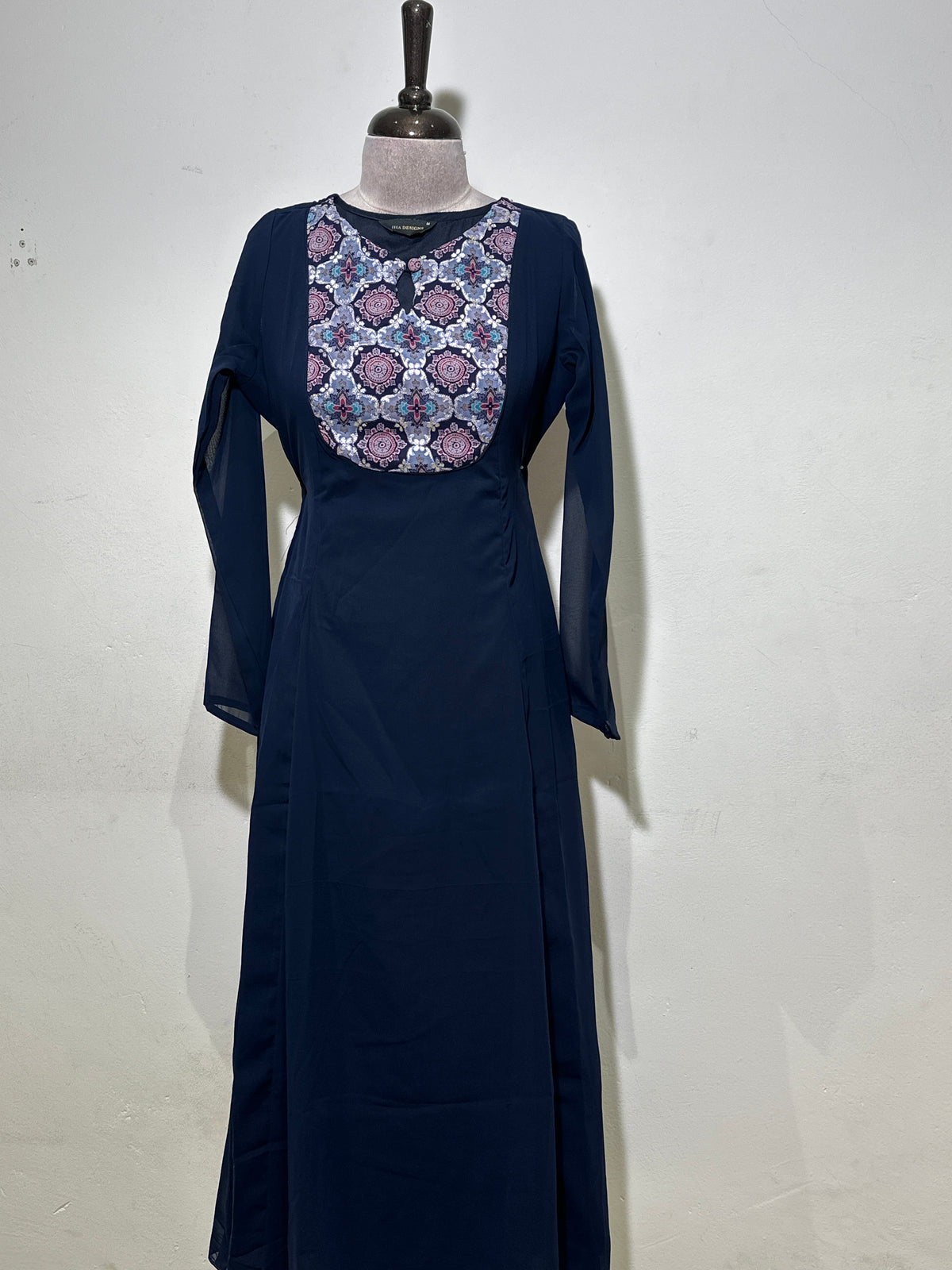 OFFER SALES TOP'S -  IHA 35862