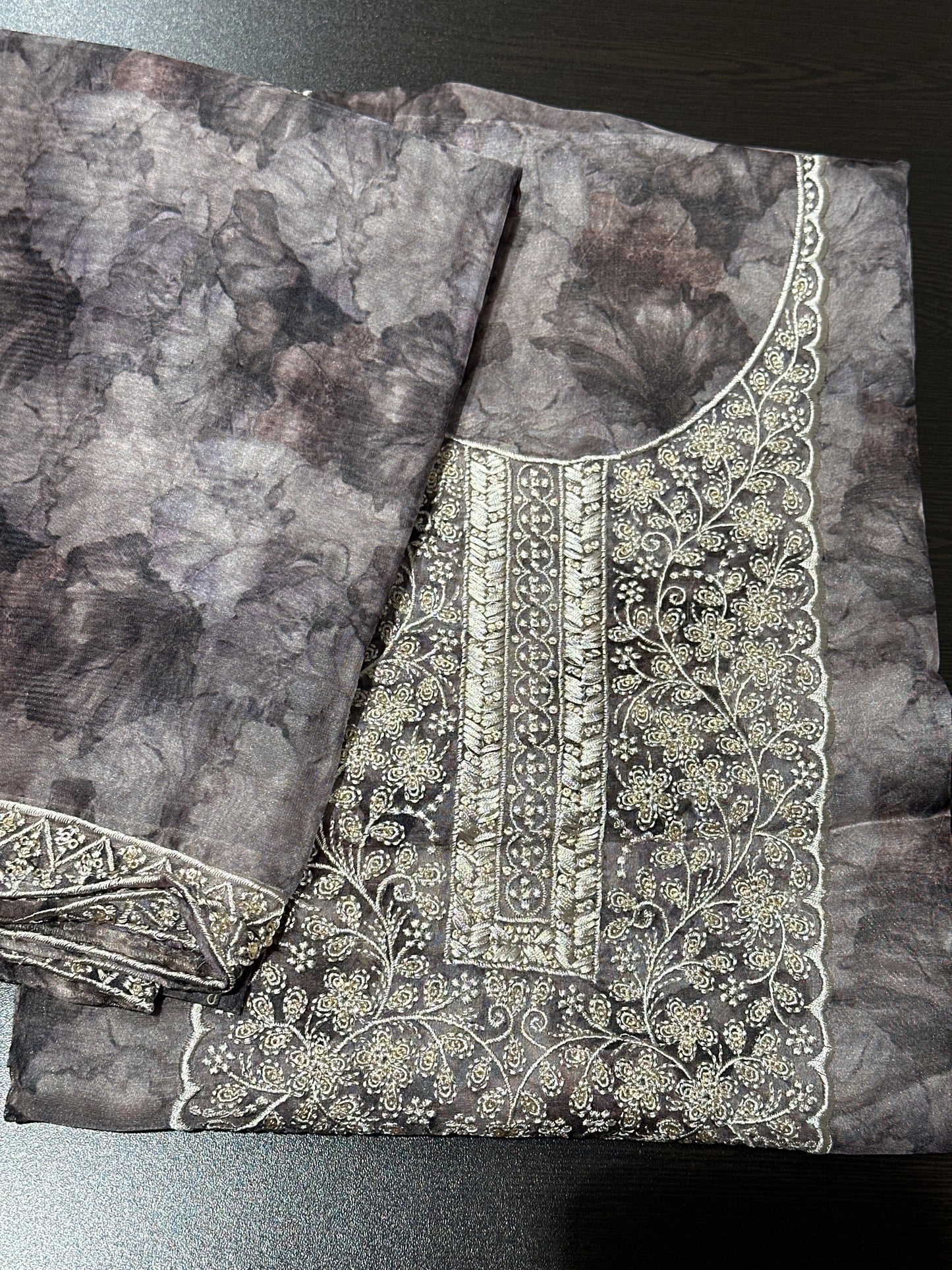 OFFER SALES UNSTITCHED SALWAR SUITS -  IHA 34227