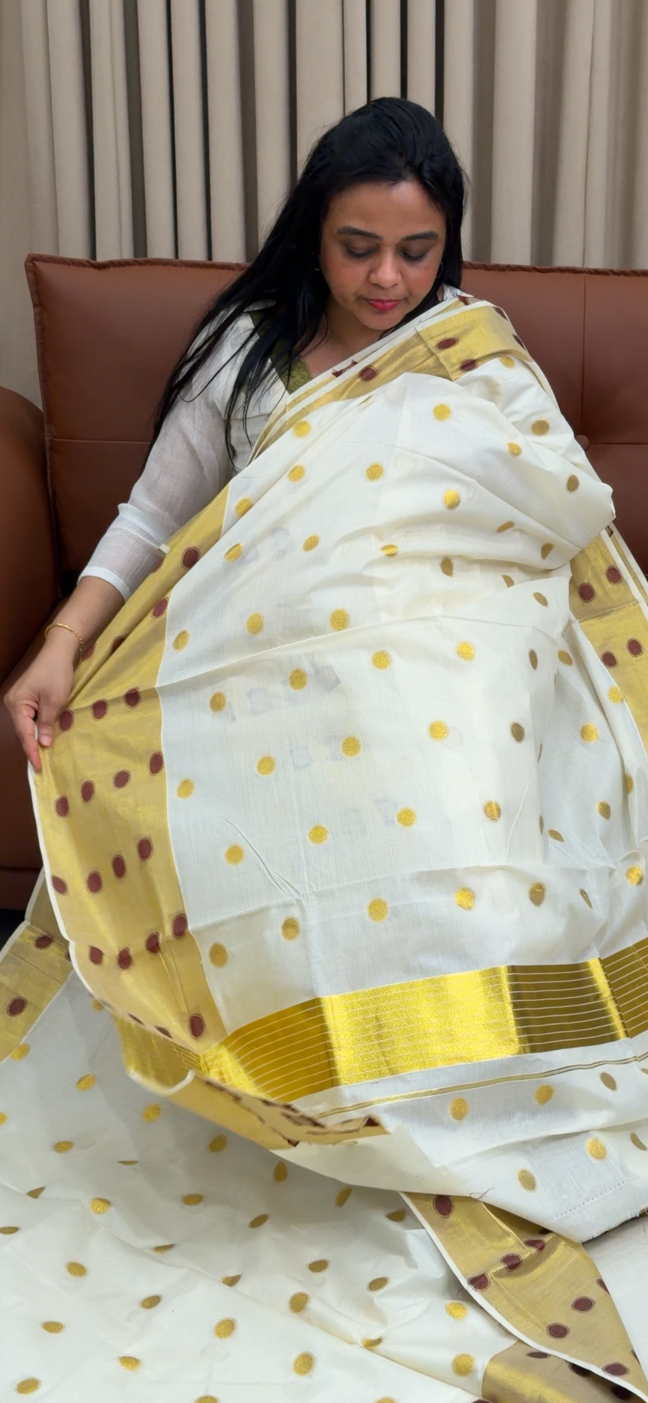 OFFER ONAM SAREES - IHA 34938