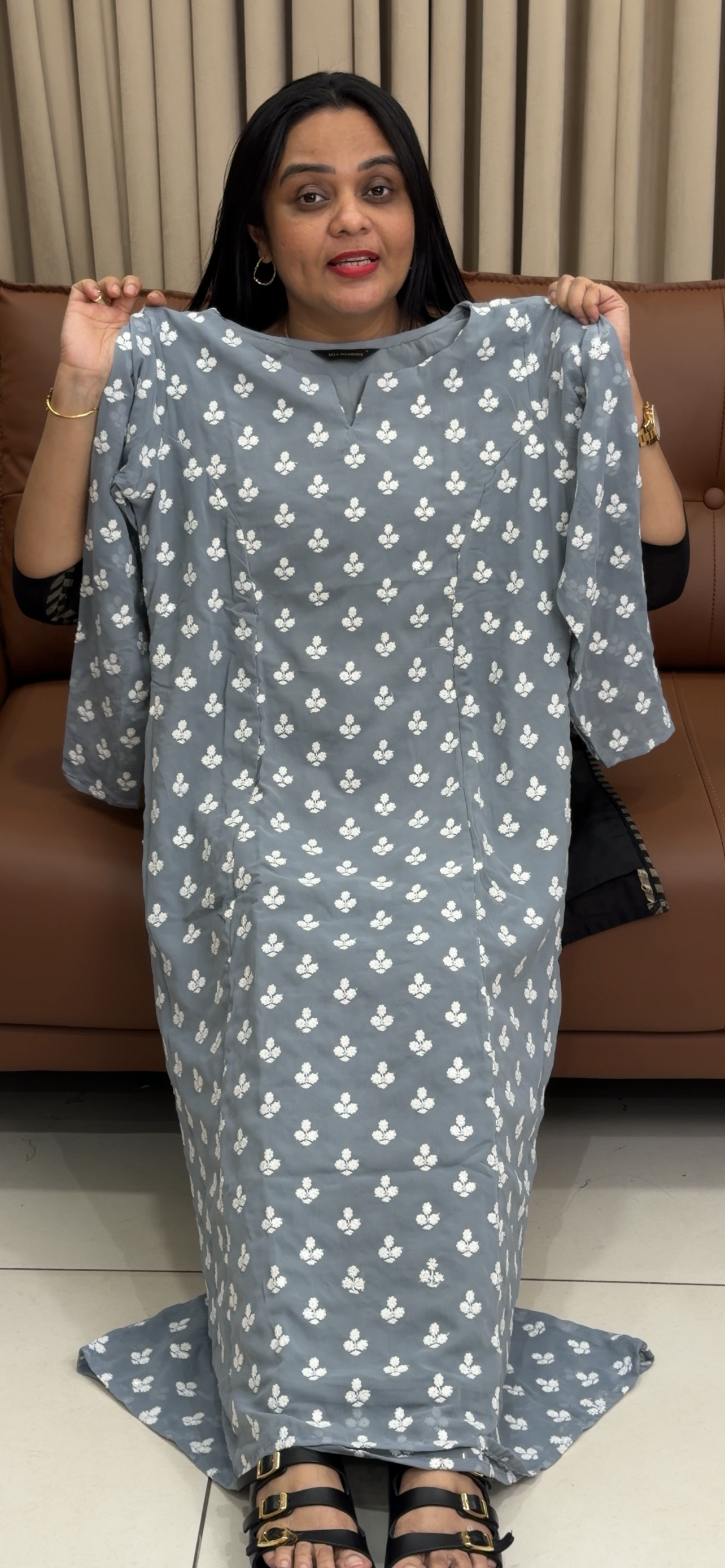 OFFER SALES TOPS - IHA 34698