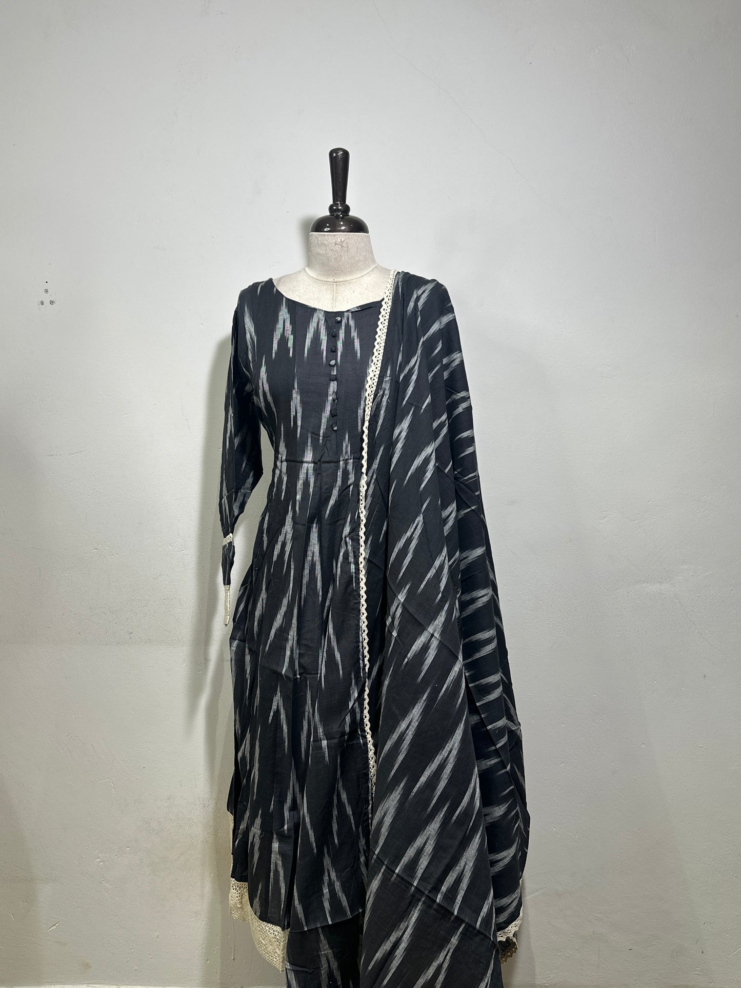 OFFER SALES TOP AND  BOTTOM  -  IHA 34385