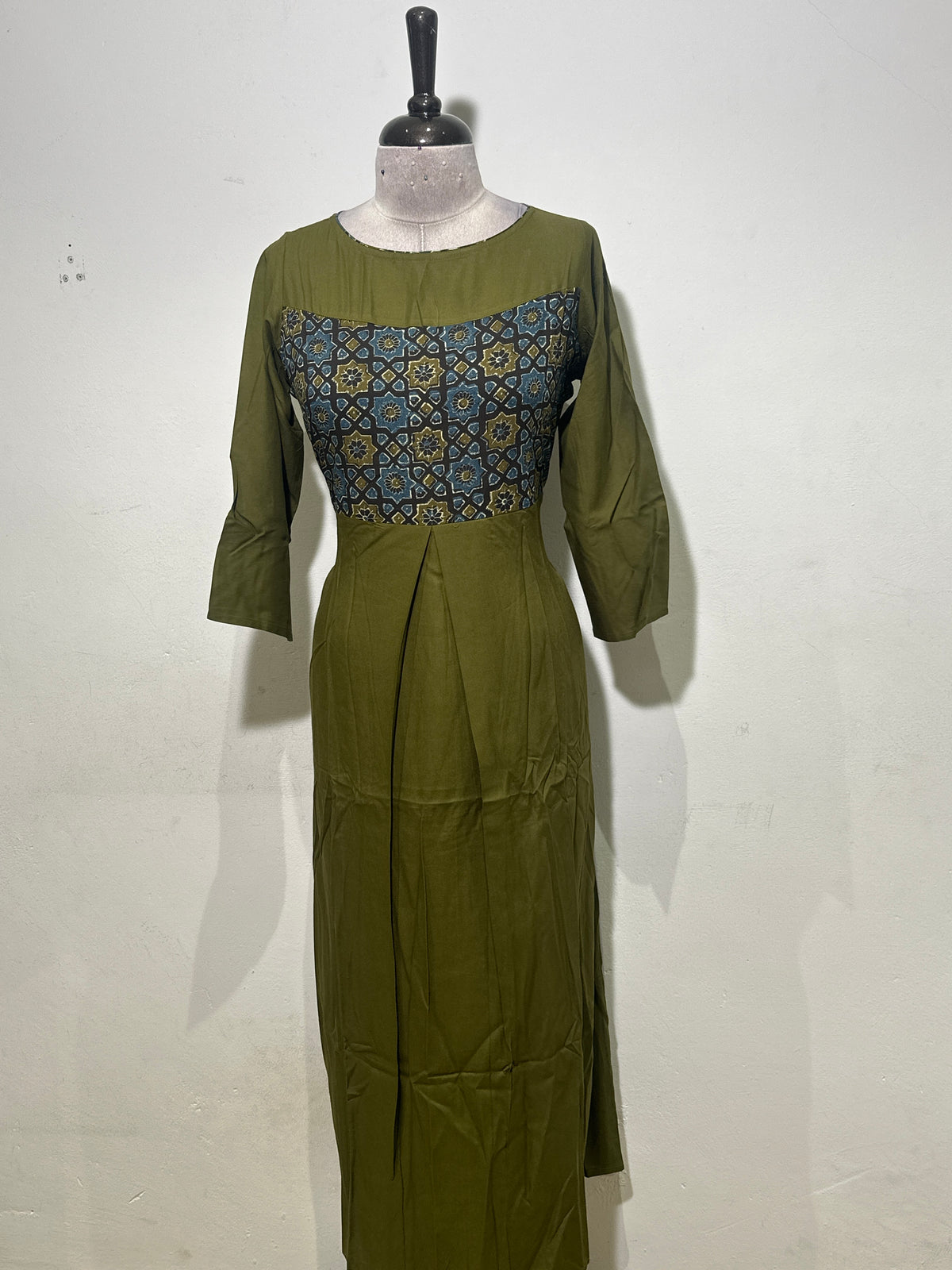 OFFER SALES TOP'S -  IHA 35680