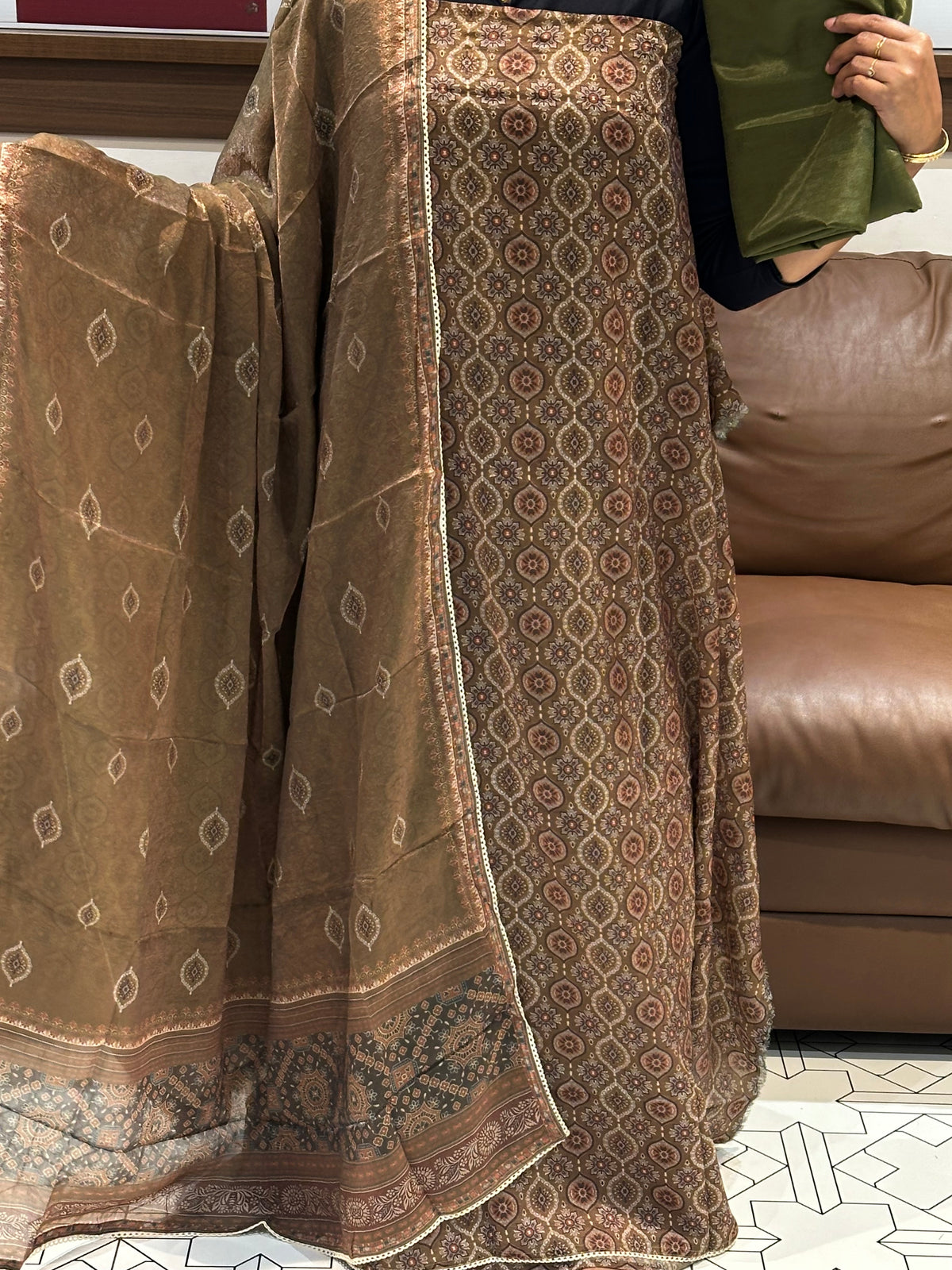 OFFER SALES UNSTITCHED SALWAR SUITS - IHA 35834