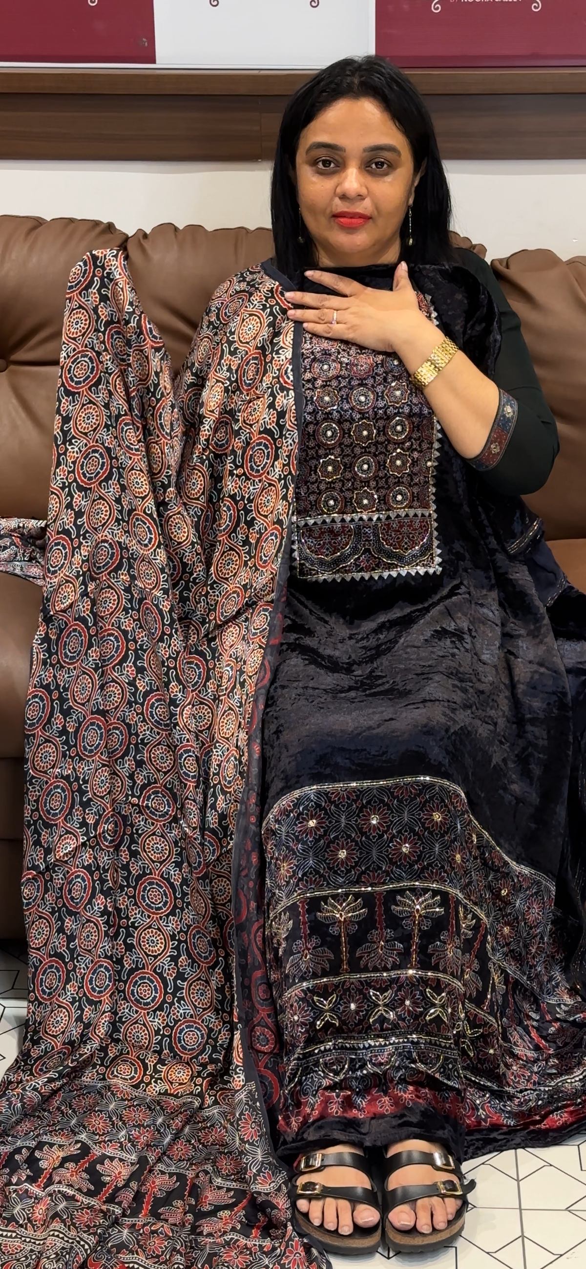 VISCOSE VELVET UNSTITCHED SALWAR SUITS - IHA 35513