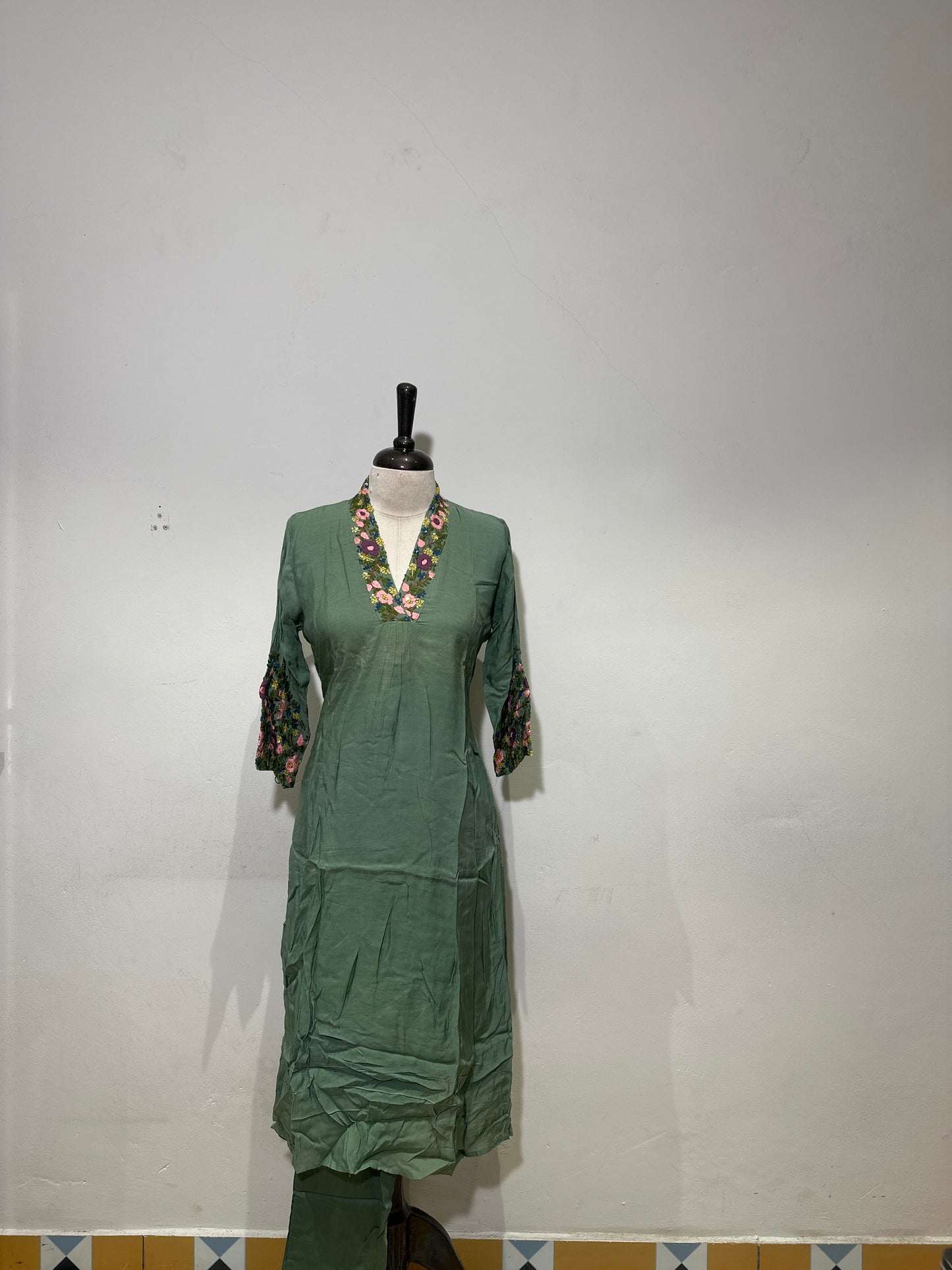 OFFER SALES TOP AND  BOTTOM  -  IHA 34324