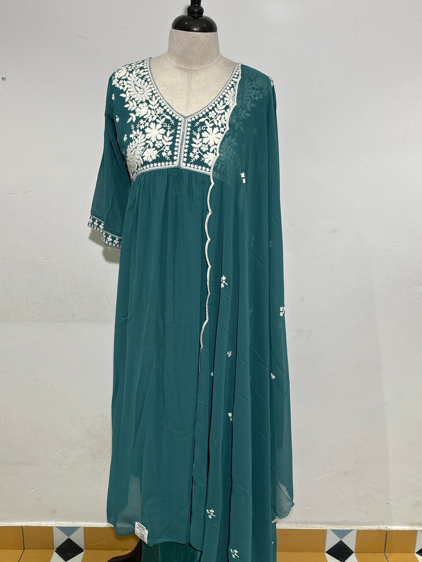 OFFER SALES TOP AND BOTTOM  -  IHA 34262