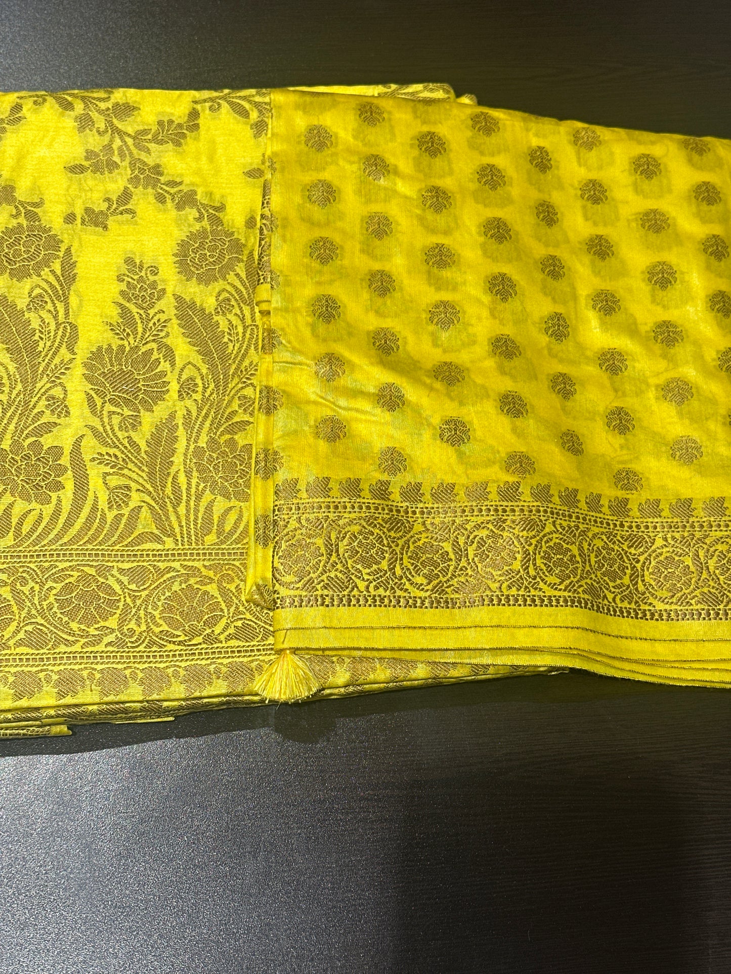 OFFER SALES UNSTITCHED SALWAR SUITS -  IHA 34098