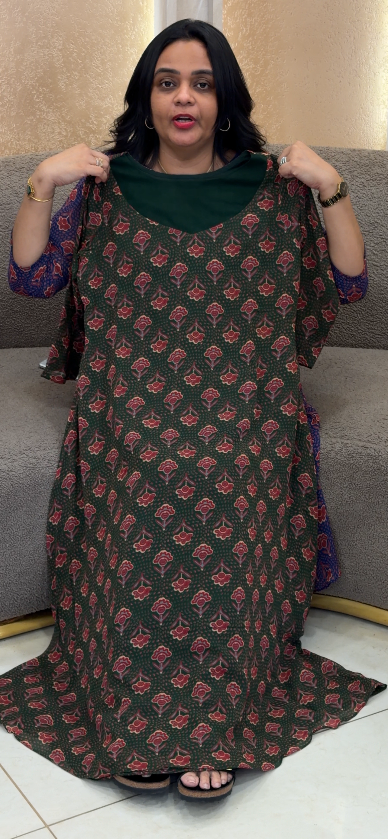 IHA'S IN-HOUSE PRINTED ALINE TOPS - IHA 35173