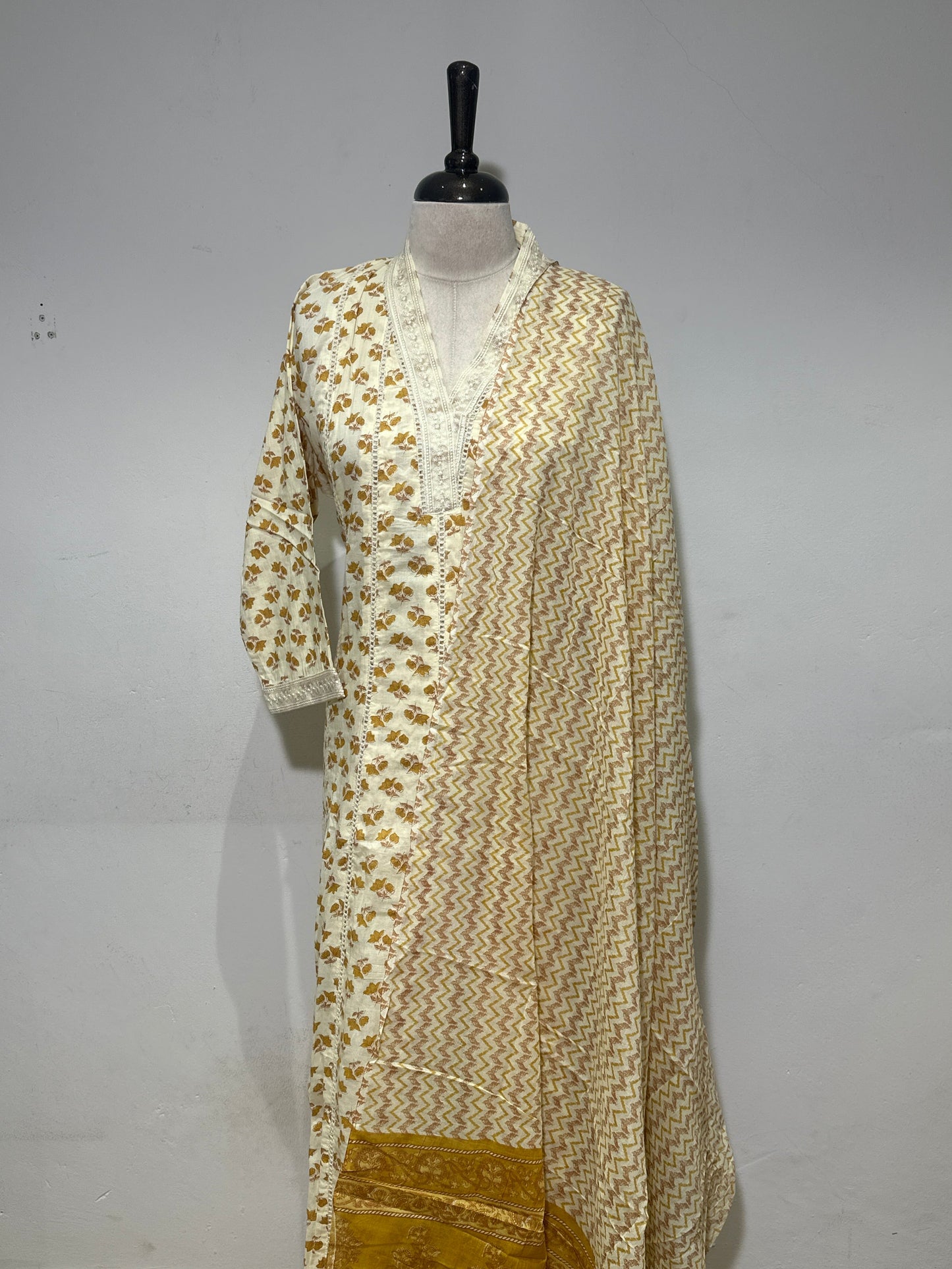 OFFER SALES TOP AND  BOTTOM  -  IHA 34350