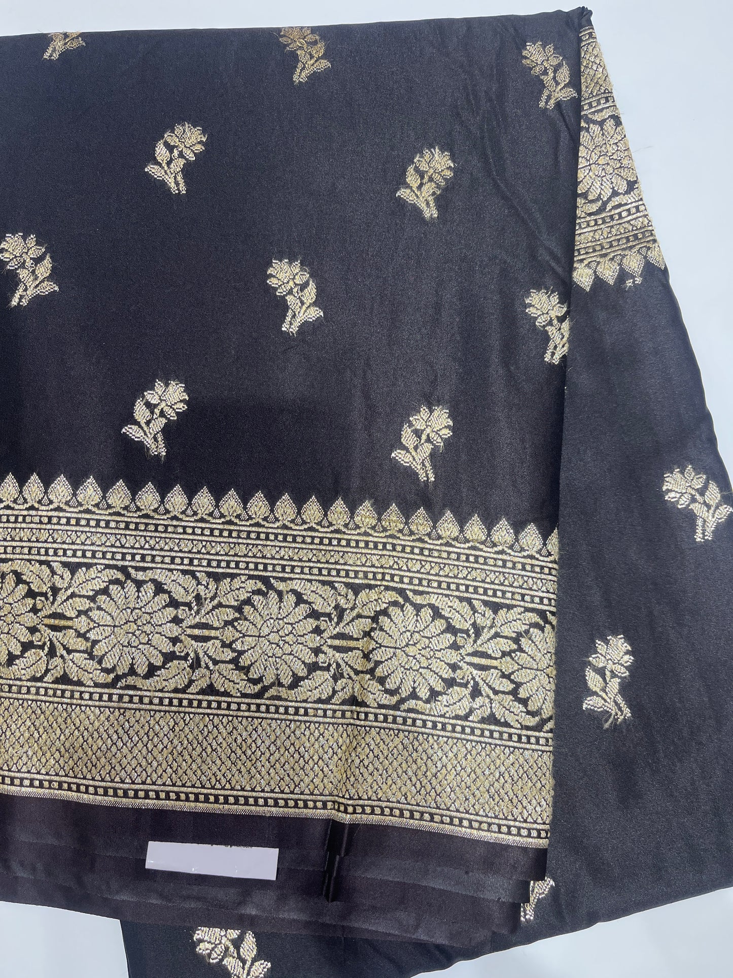 OFFER SALES SAREES -  IHA 34228