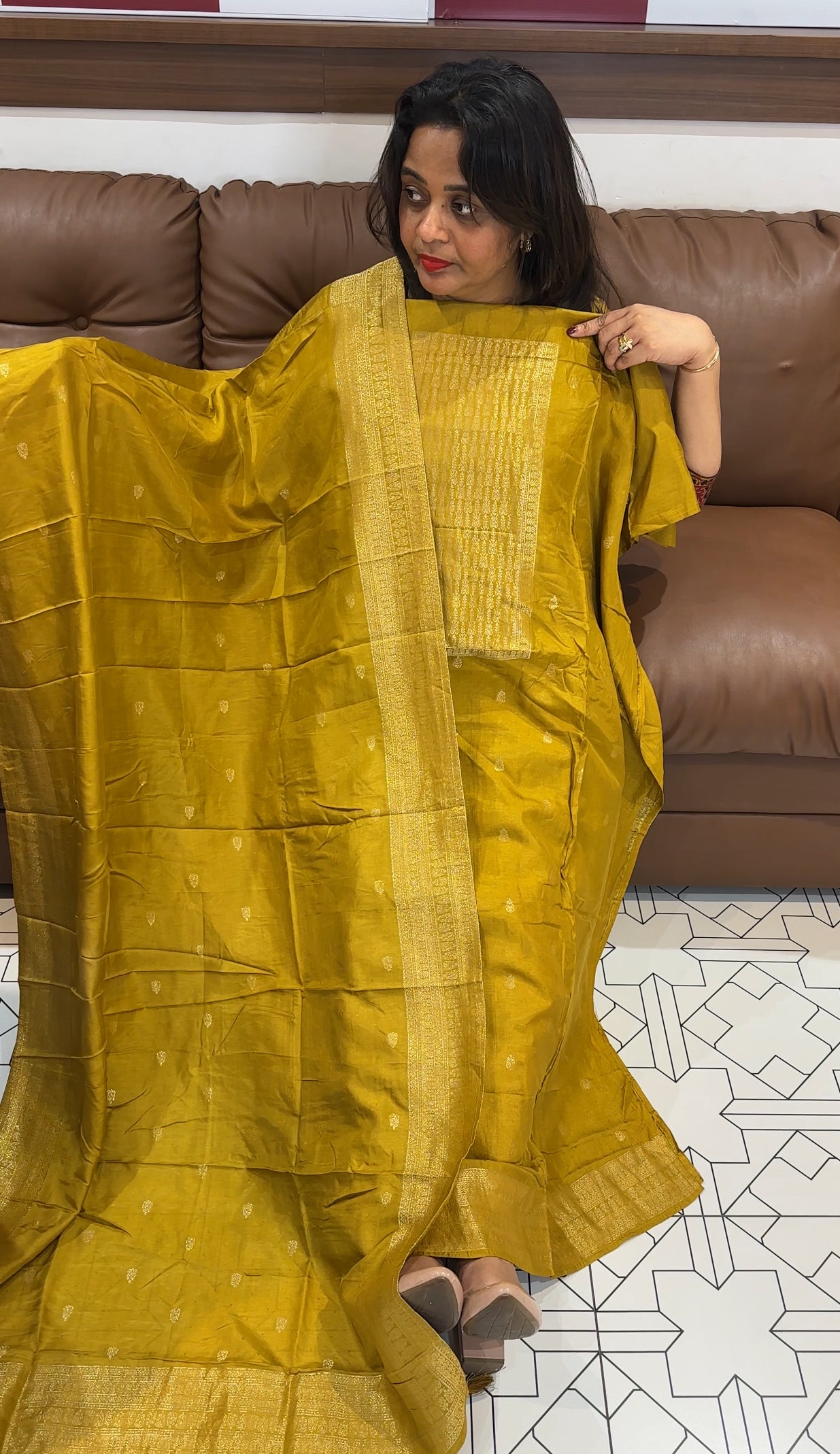 SILK DOLA BANARASI UNSTITCHED SALWAR SUITS - IHA 25522