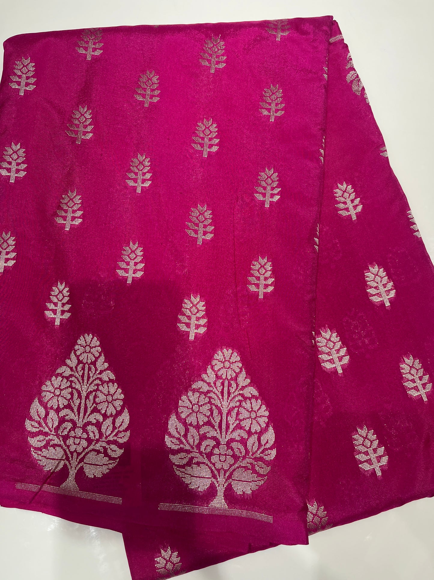 OFFER SALES SAREES -  IHA 34228
