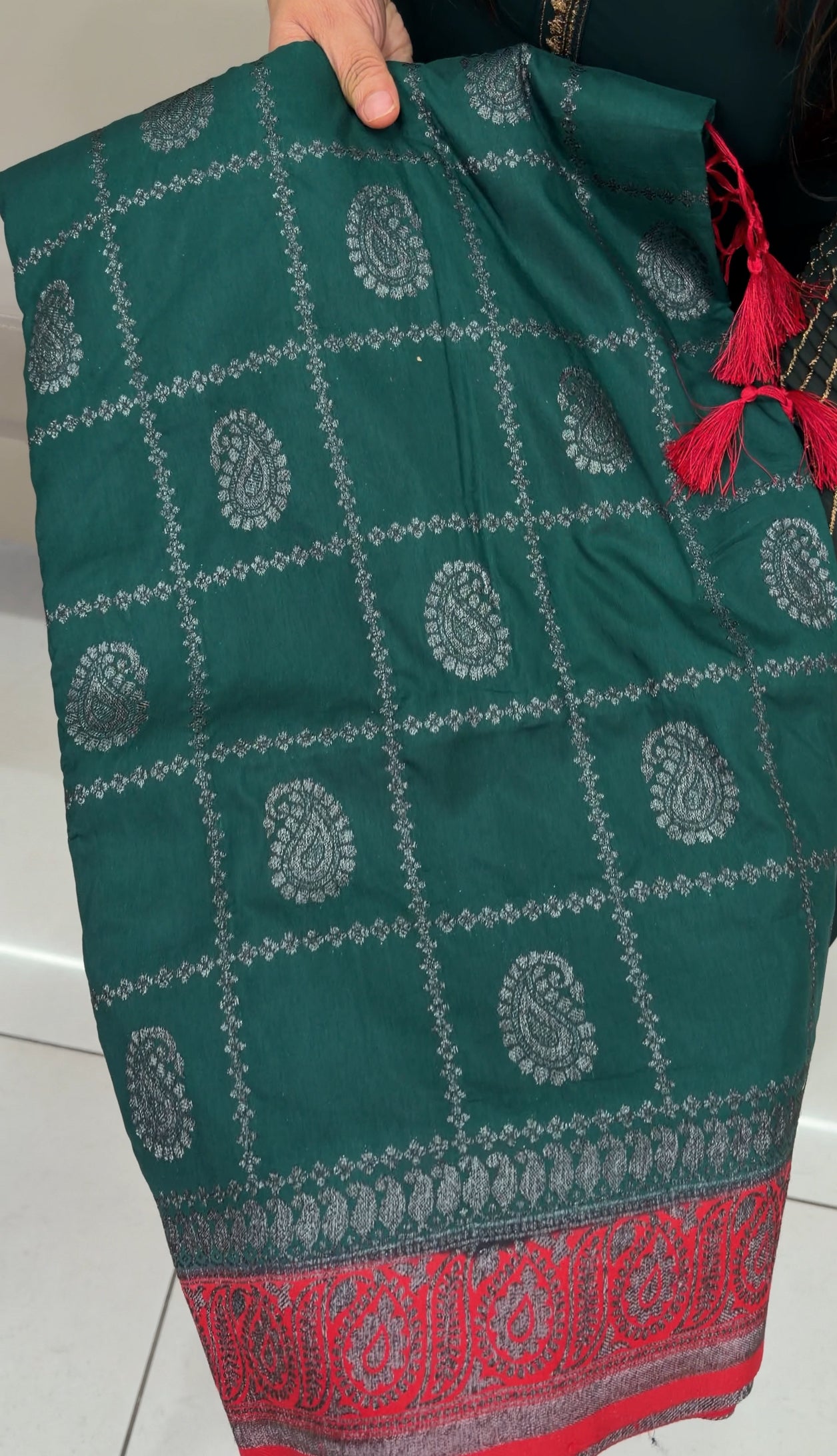 SEMI KATAN SAREES - IHA 29302