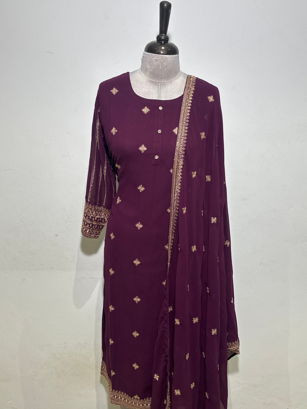 OFFER SALES TOP AND  BOTTOM  -  IHA 35694
