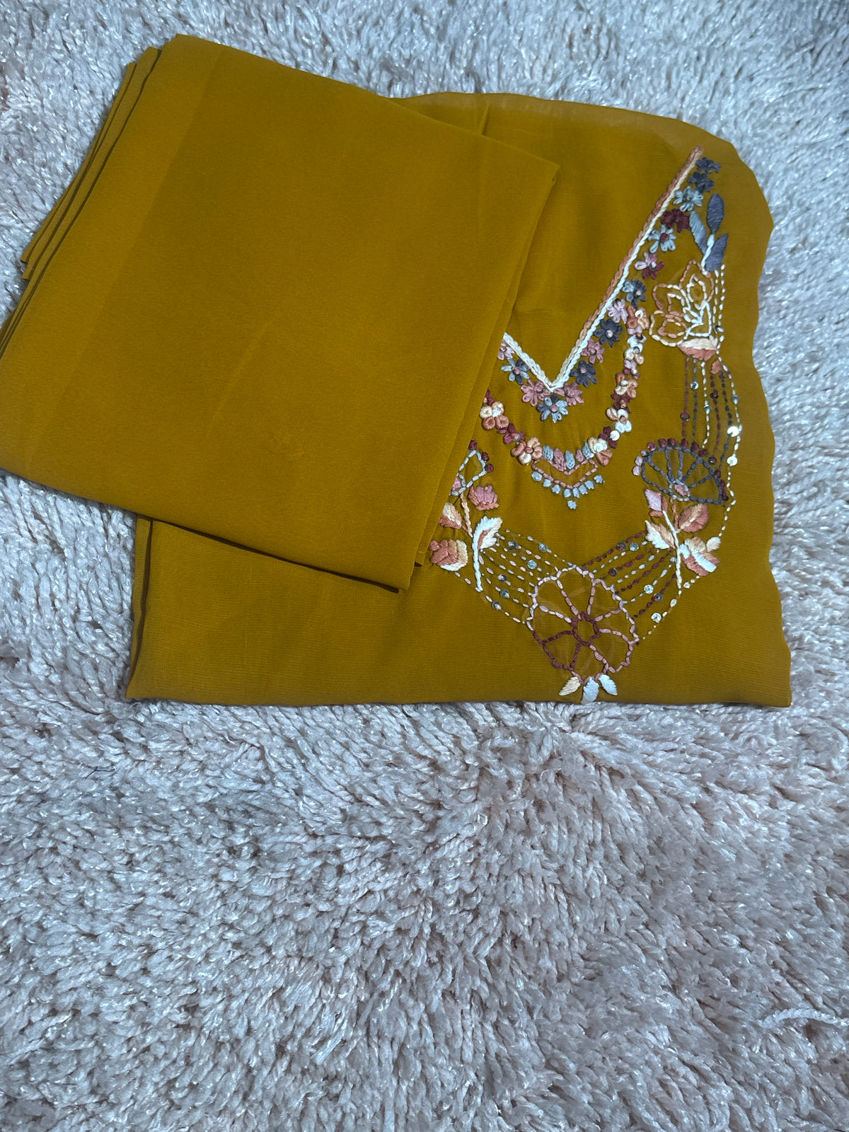 OFFER SALES UNSTITCHED SALWAR SUITS -  IHA 35978
