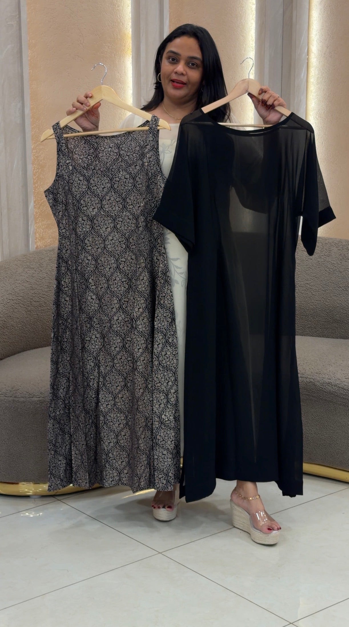 IHA'S IN-HOUSE PRINTED TOPS - IHA 32948