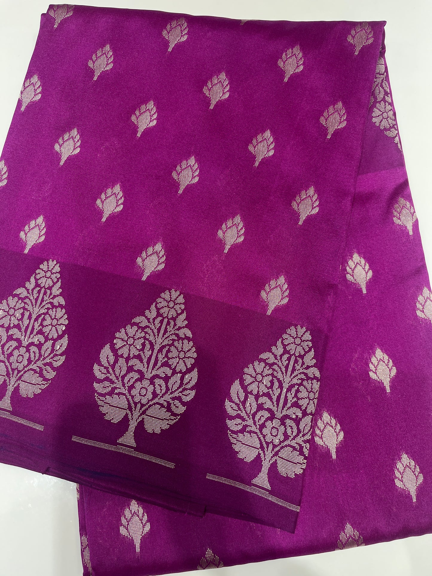 OFFER SALES SAREES -  IHA 34228
