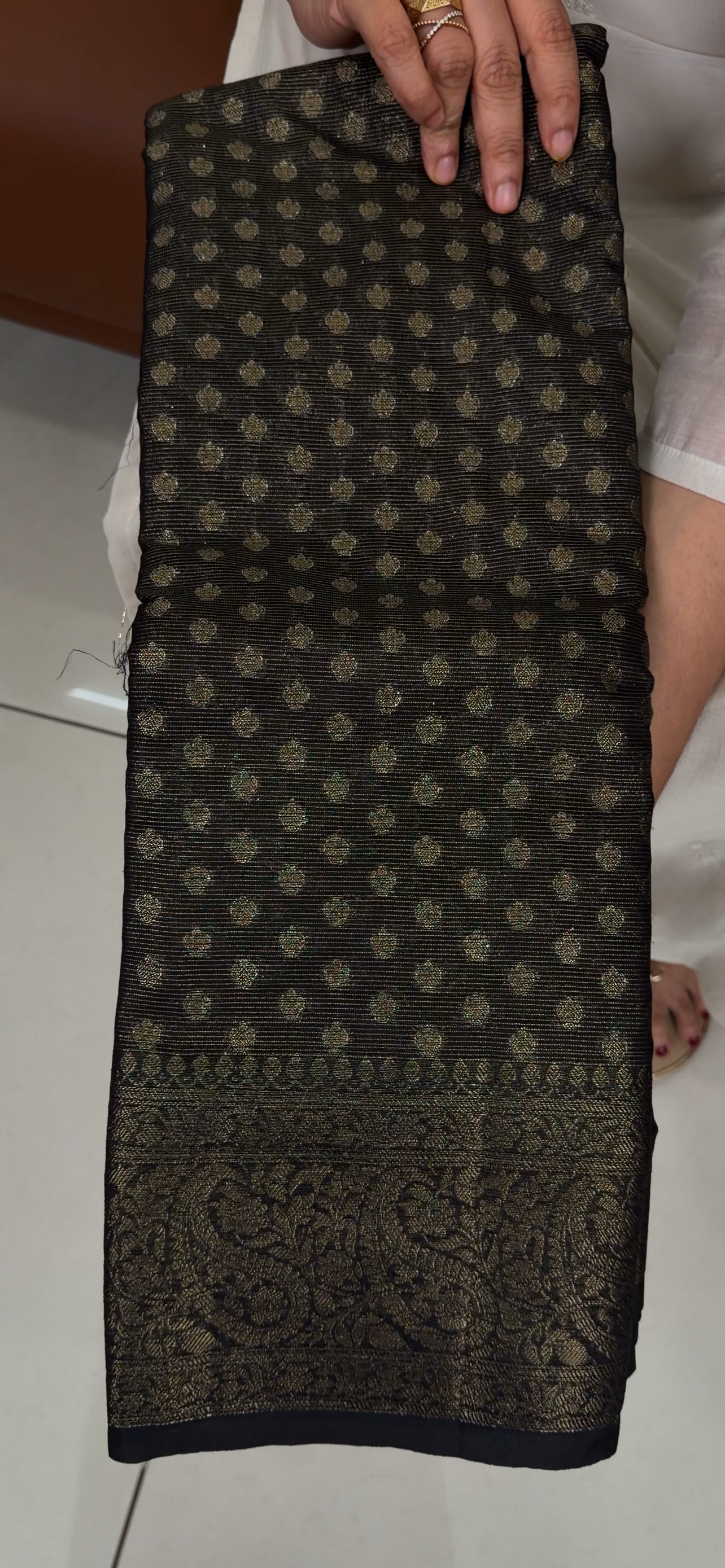 TISSUE BANARSI SAREES - IHA 33333