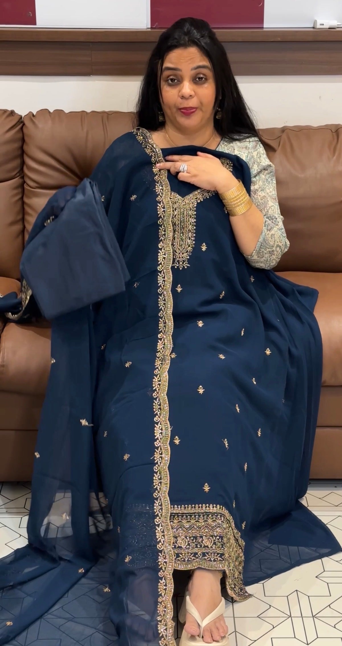 OFFER SALES UNSTITCHED SALWAR SUITS - IHA 34973