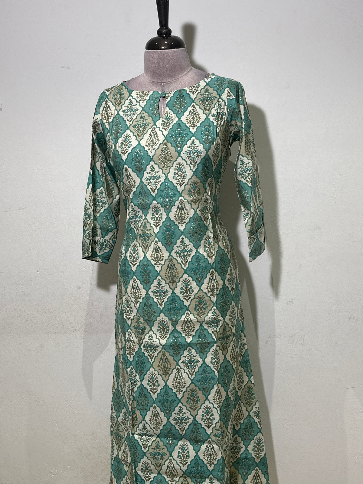 OFFER SALES TOP'S -  IHA 35972
