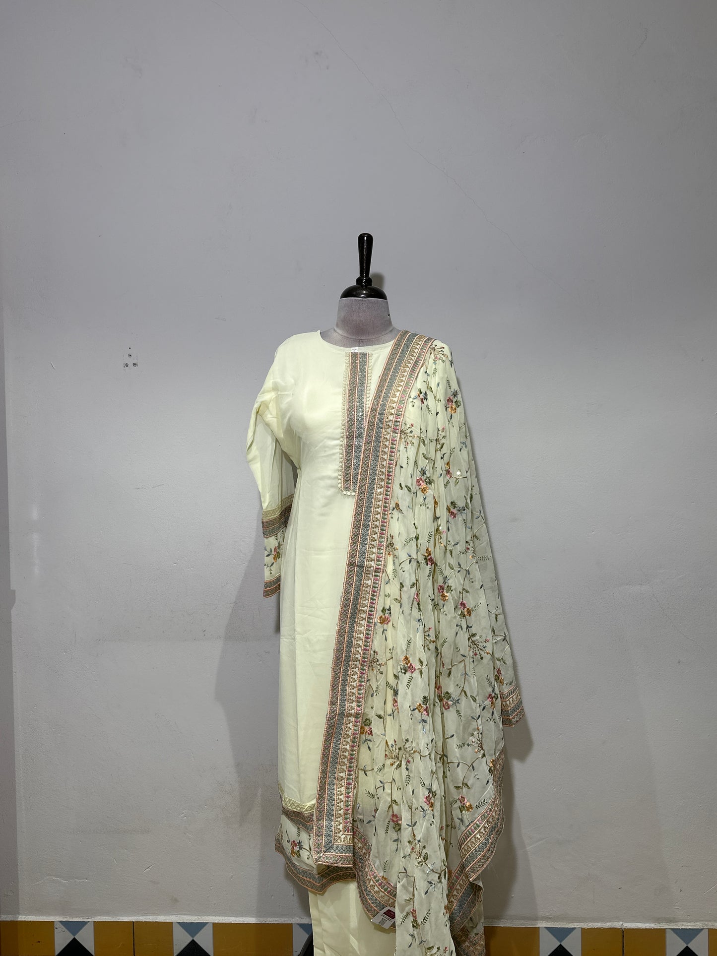 OFFER SALES TOP AND  BOTTOM  -  IHA 34331