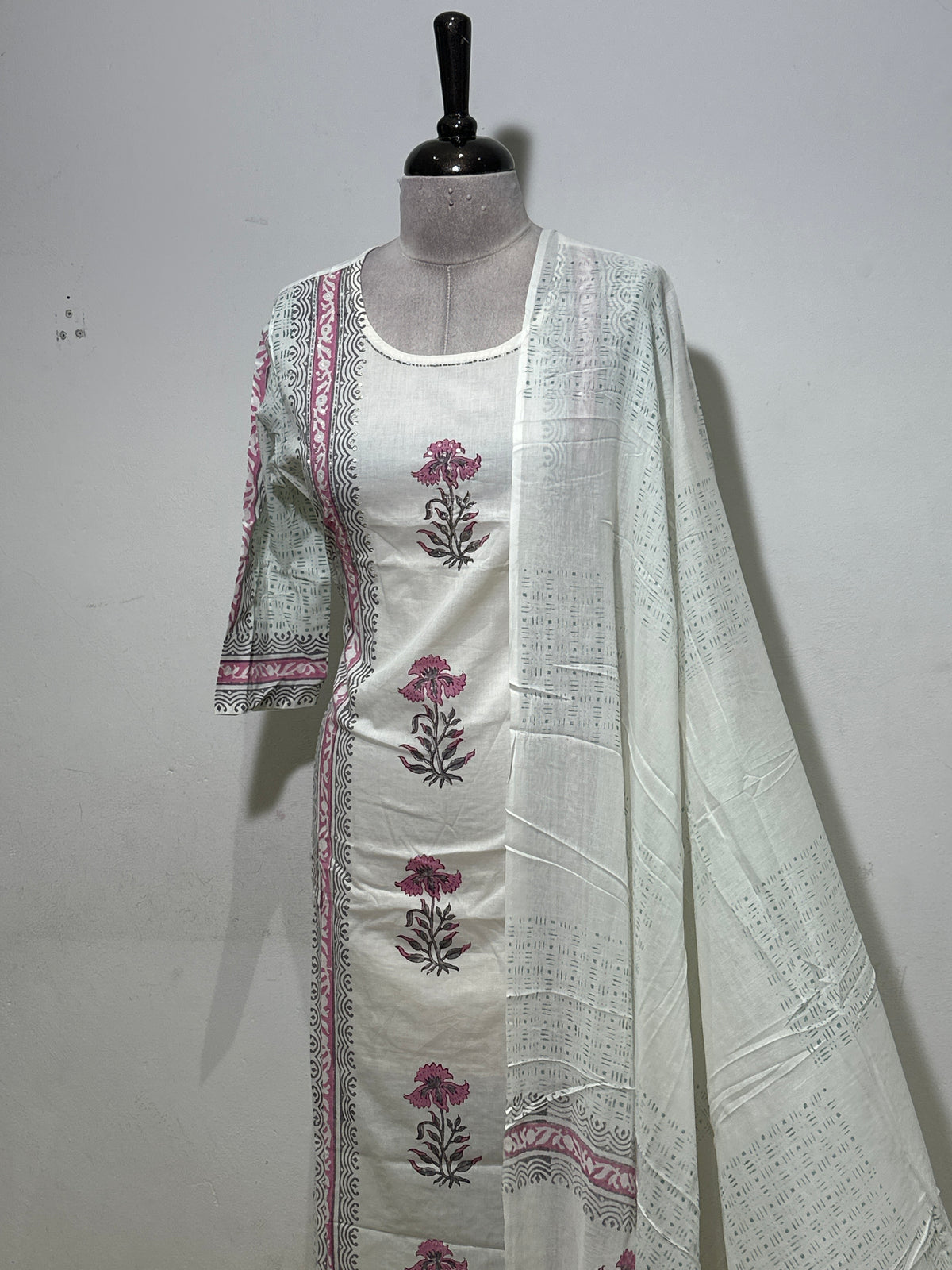 OFFER SALES TOP AND  BOTTOM  -  IHA 35694